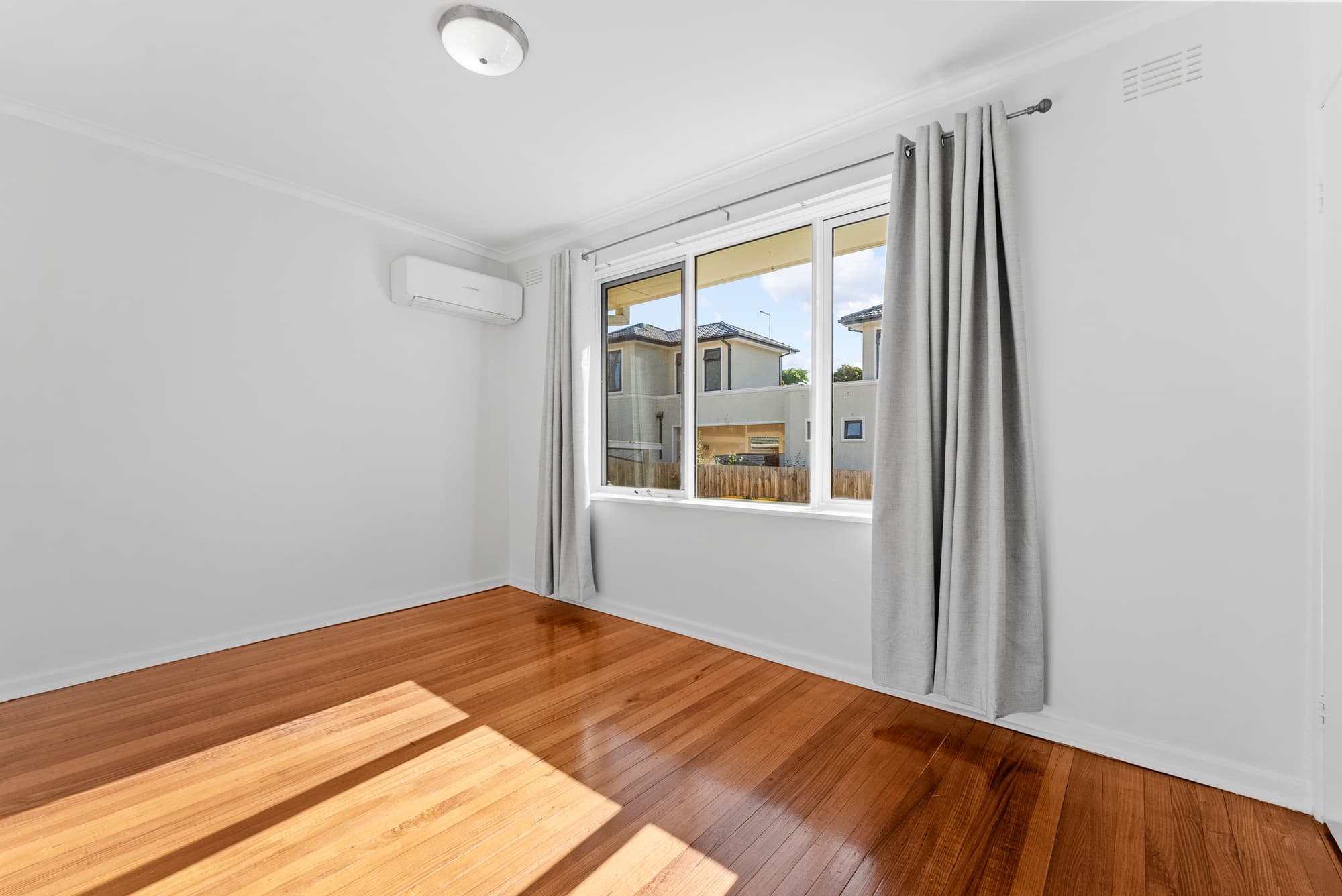 3/2 Allison Road, Mont Albert North - Thumbnail 8