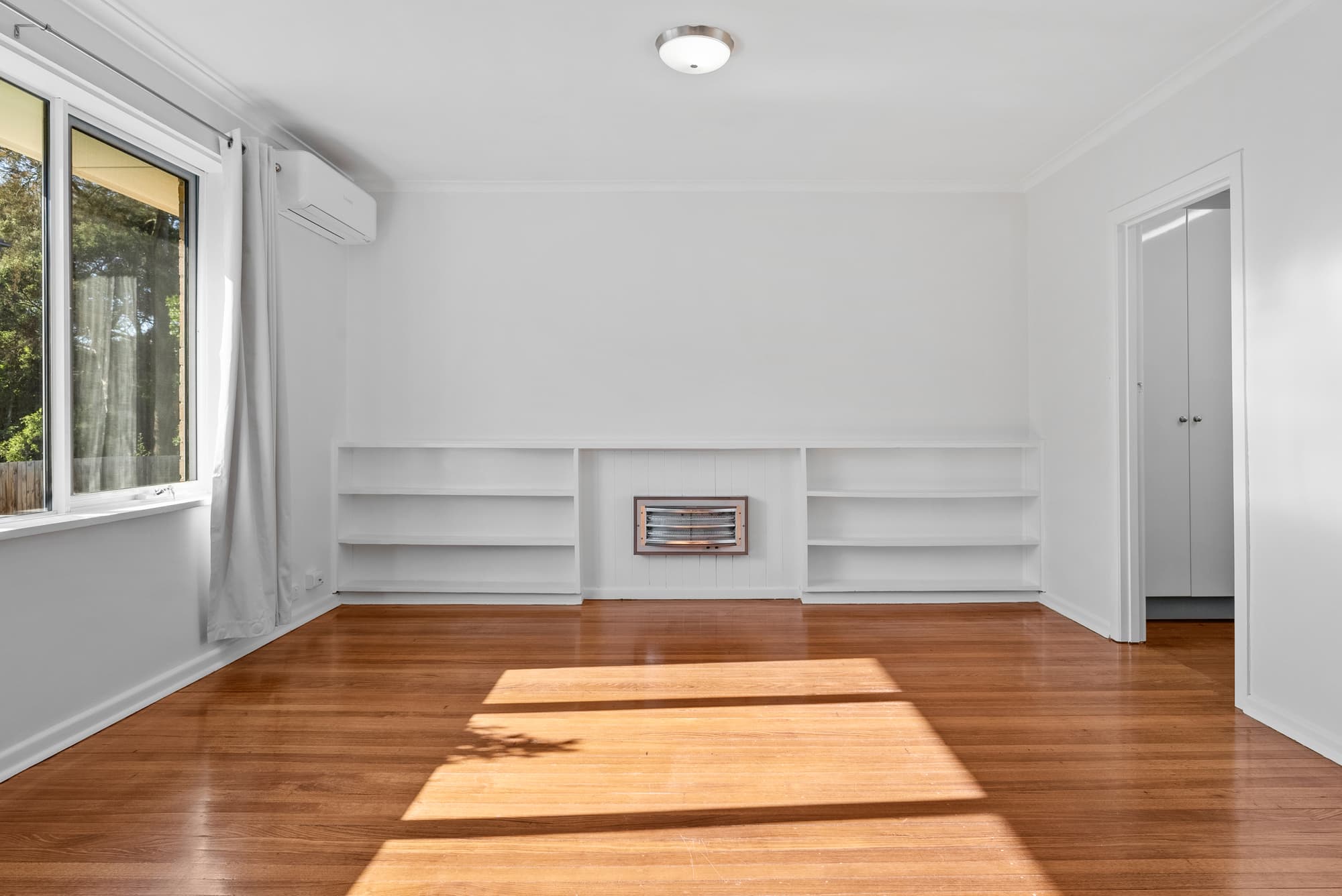3/2 Allison Road, Mont Albert North - Thumbnail 3