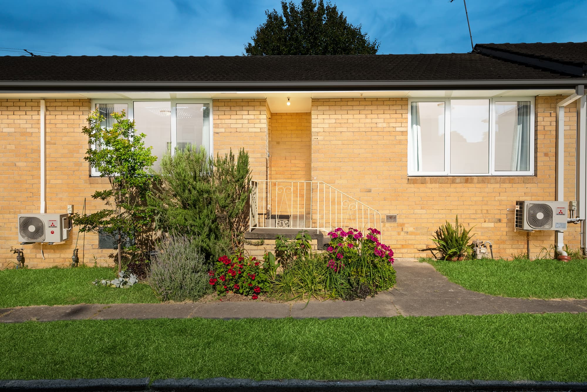 3/2 Allison Road, Mont Albert North - Thumbnail 2
