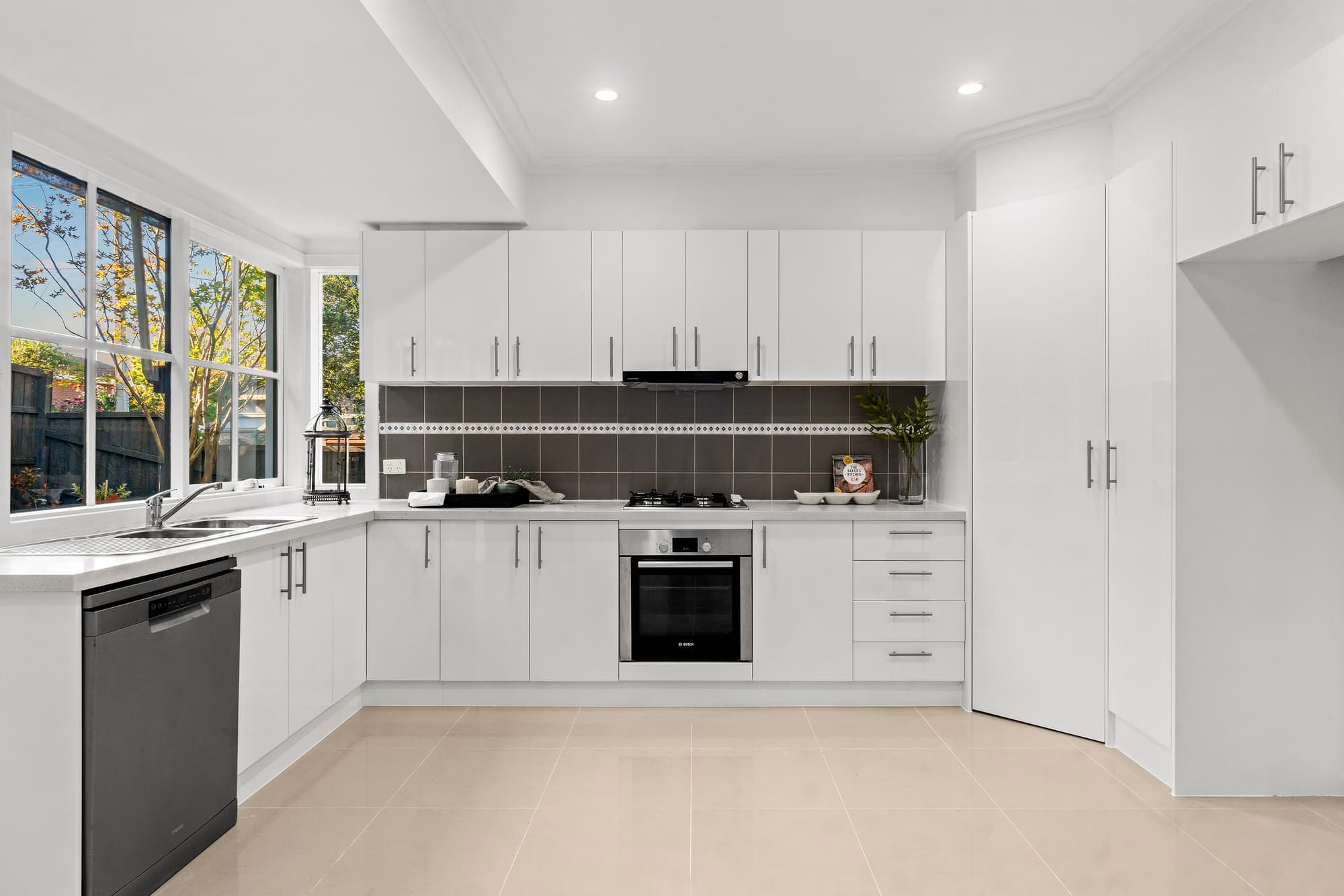 2 Keats Street, Burwood East - Thumbnail 4