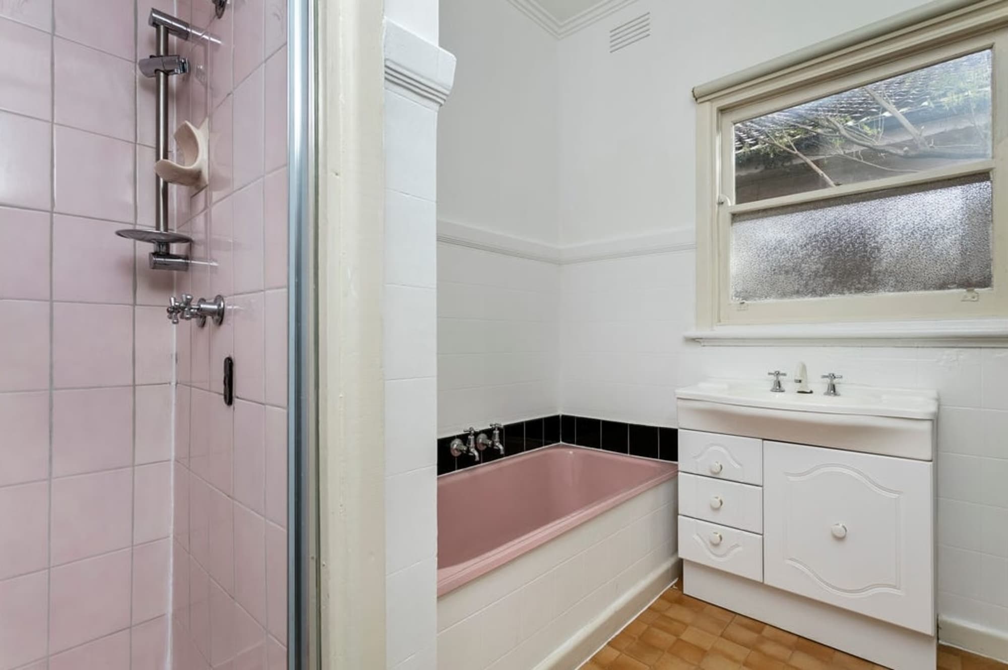 15 Davey Street, Box Hill - Thumbnail 5