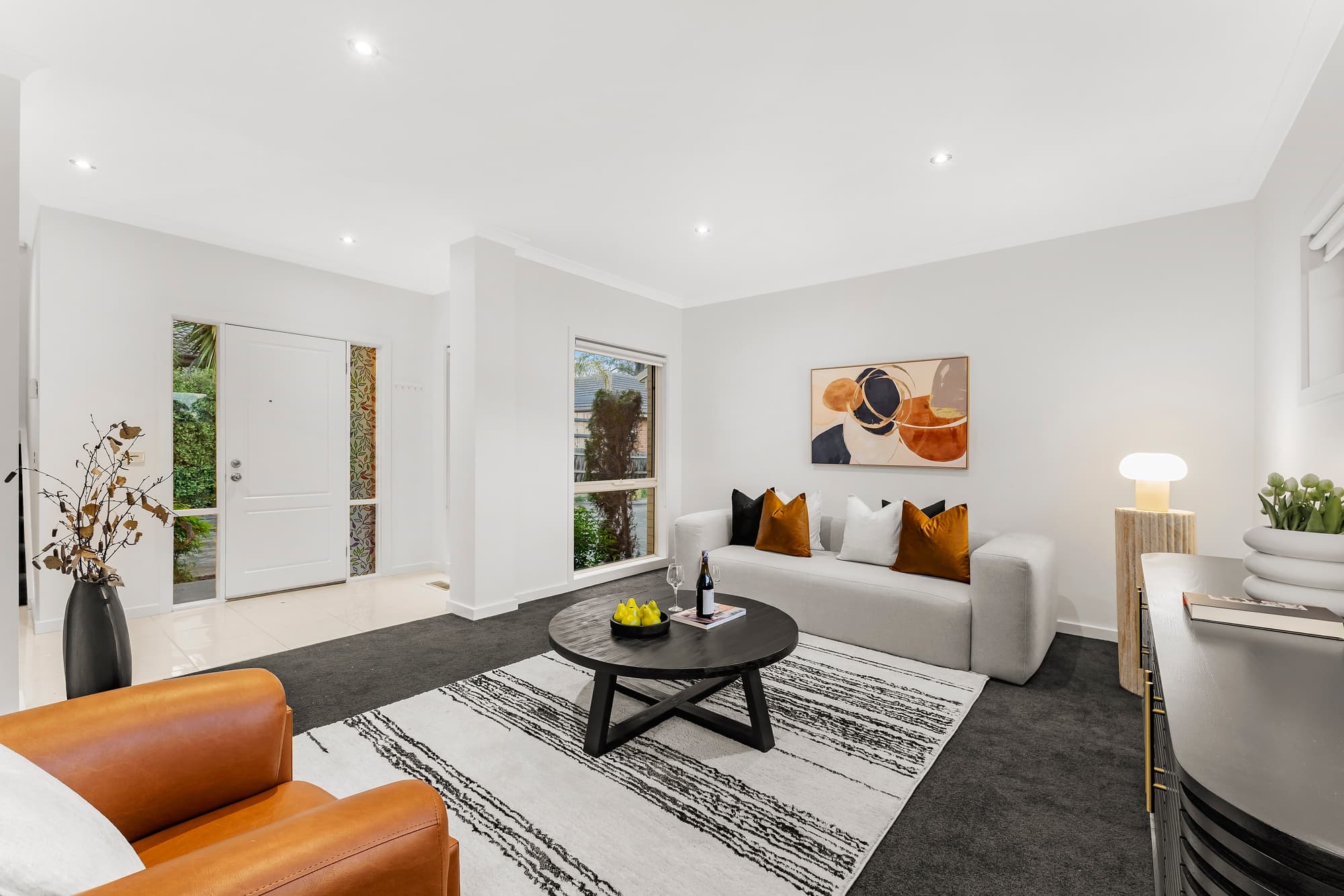 2/13 Harrow Street, Blackburn South - Thumbnail 2
