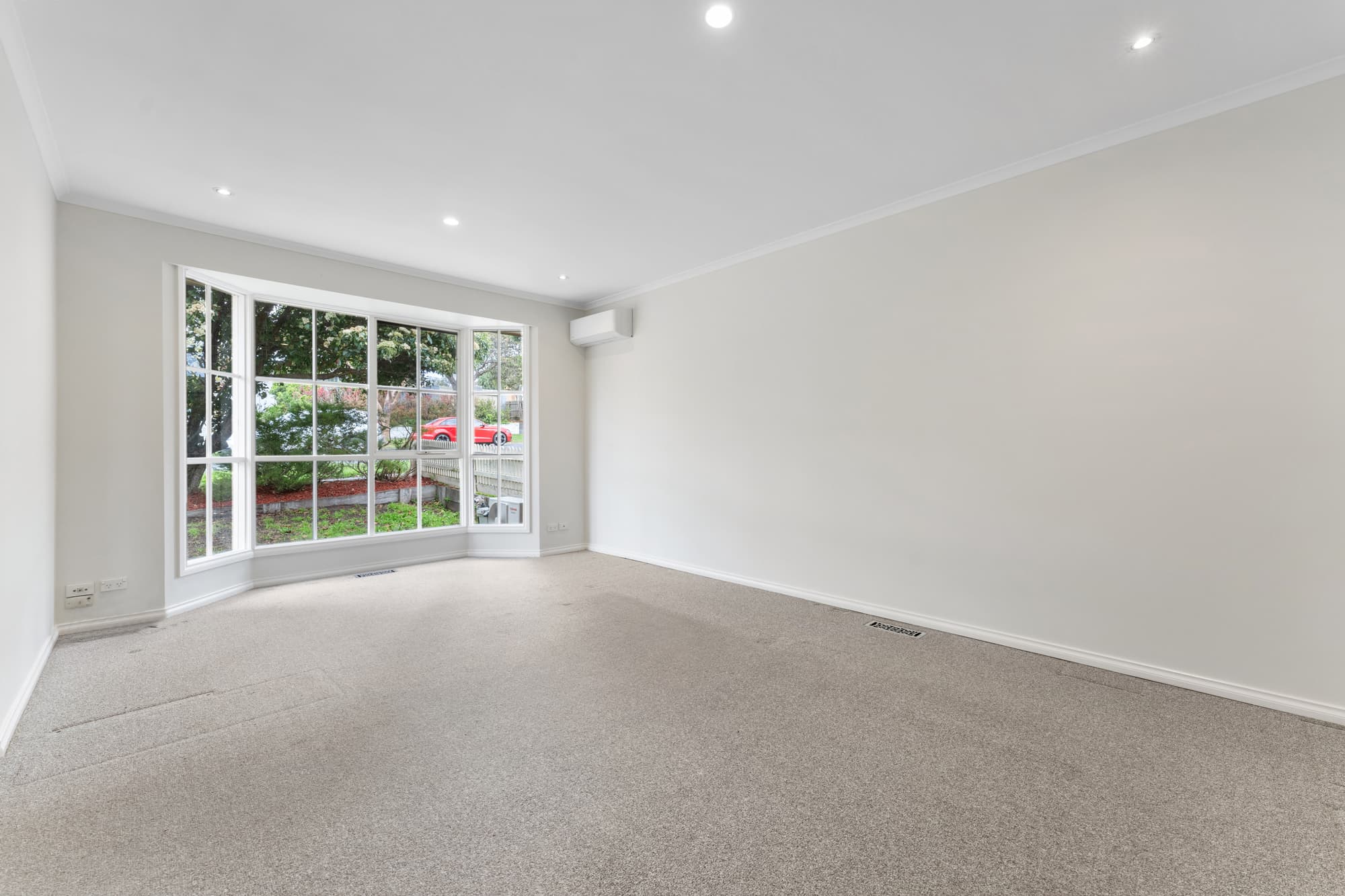 54 Shannon Street, Box Hill North - Thumbnail 2