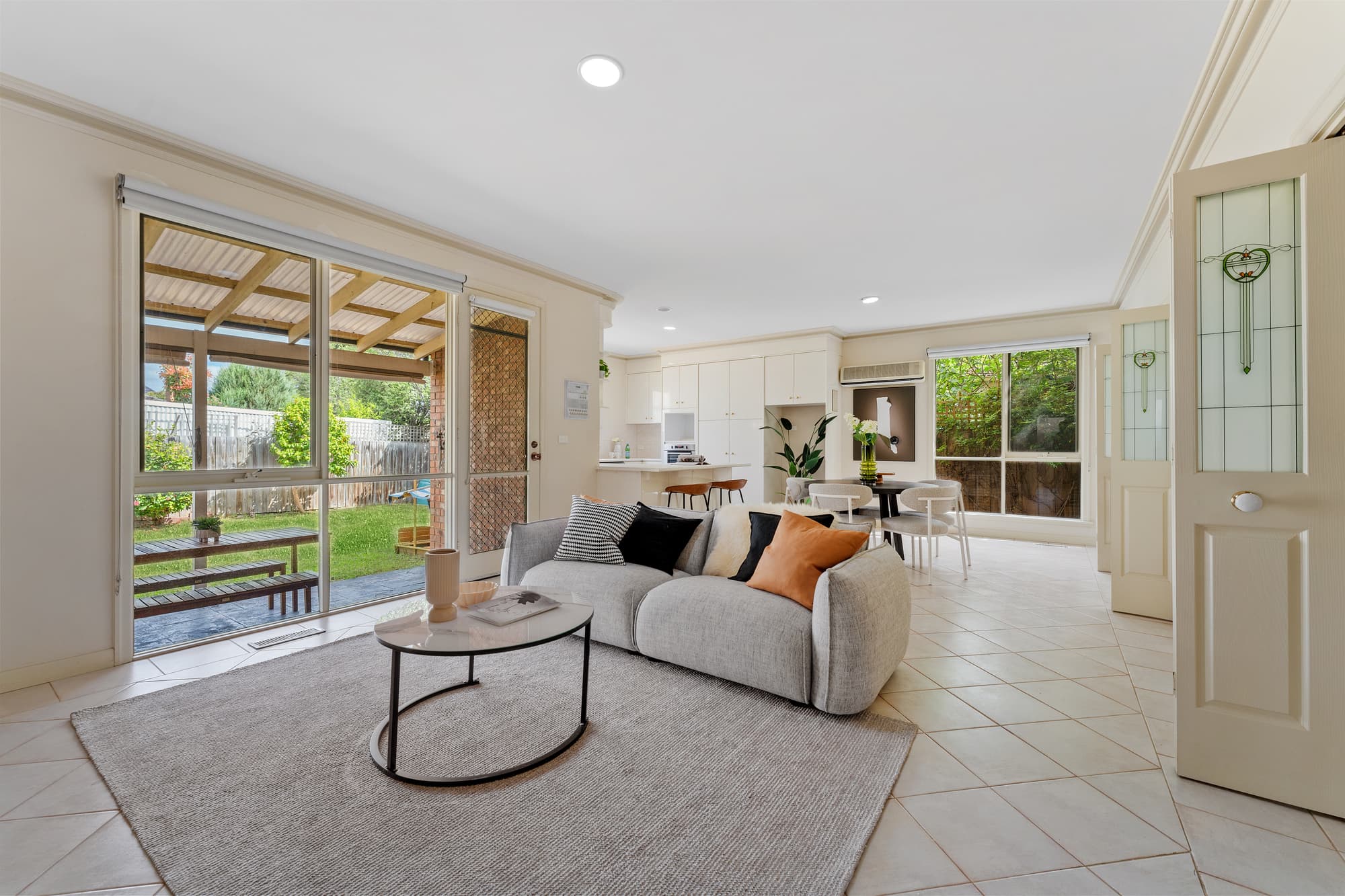64 Elliott Avenue, Balwyn - Thumbnail 3