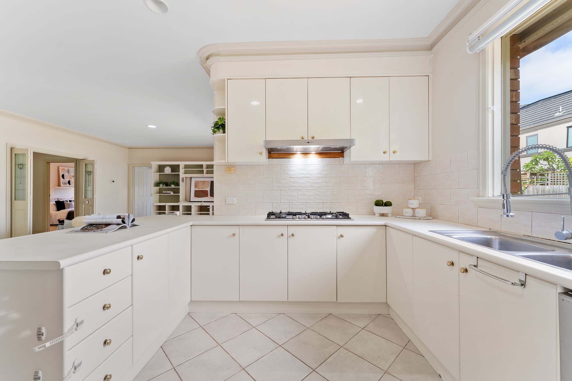 64 Elliott Avenue, Balwyn - Thumbnail 8