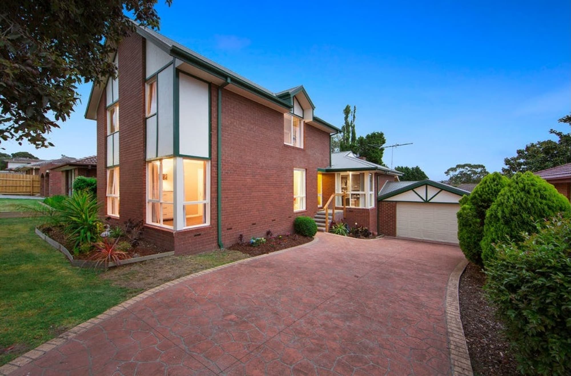 55 Mildura Crescent, Endeavour Hills - Image 1