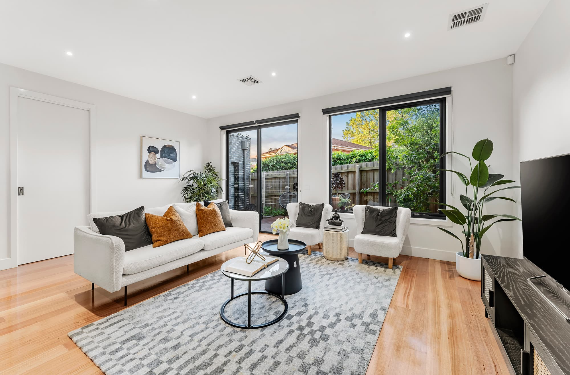 2/17 Maude Avenue, Doncaster East - Thumbnail 3