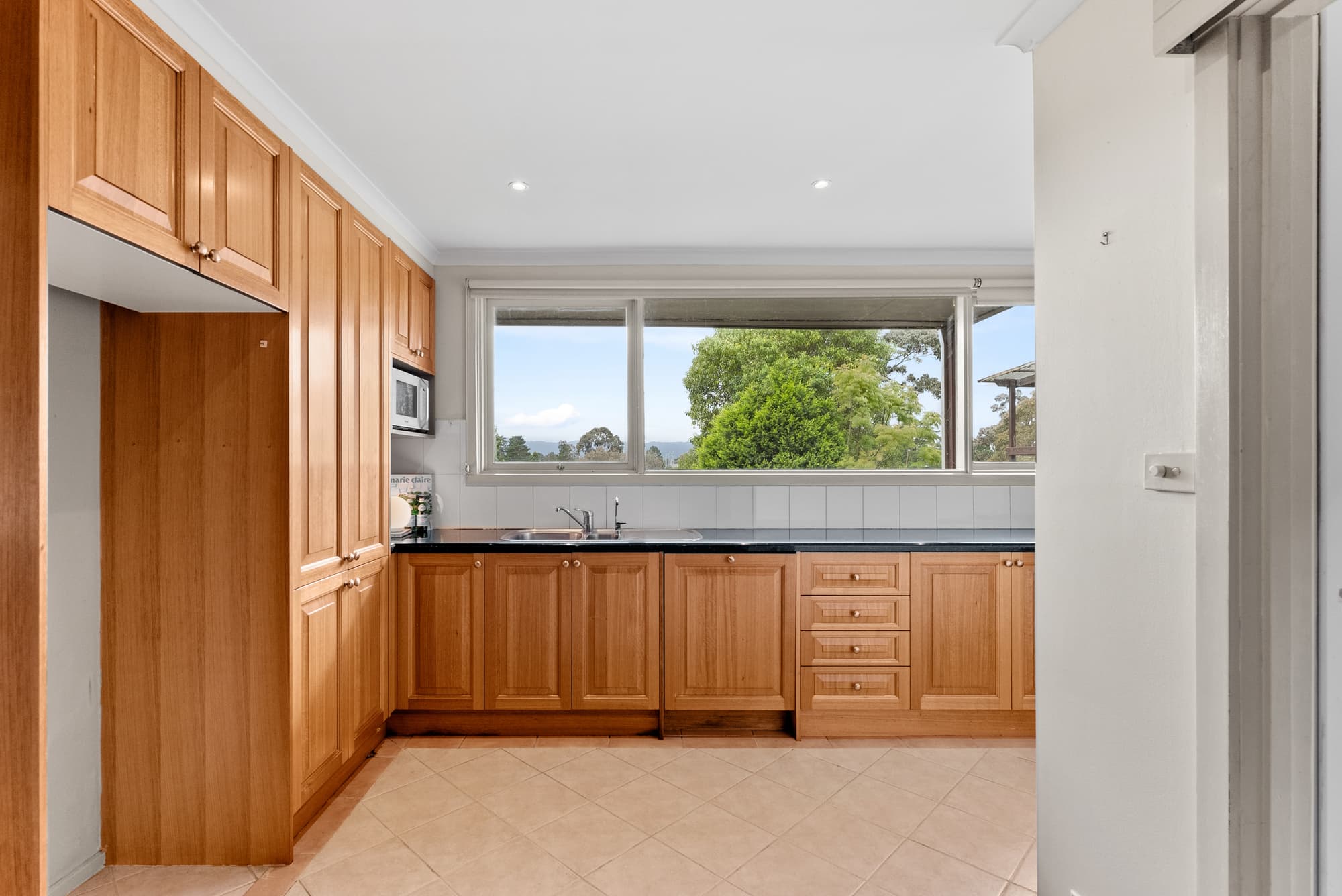 13 Beleura Avenue, Vermont - Thumbnail 5