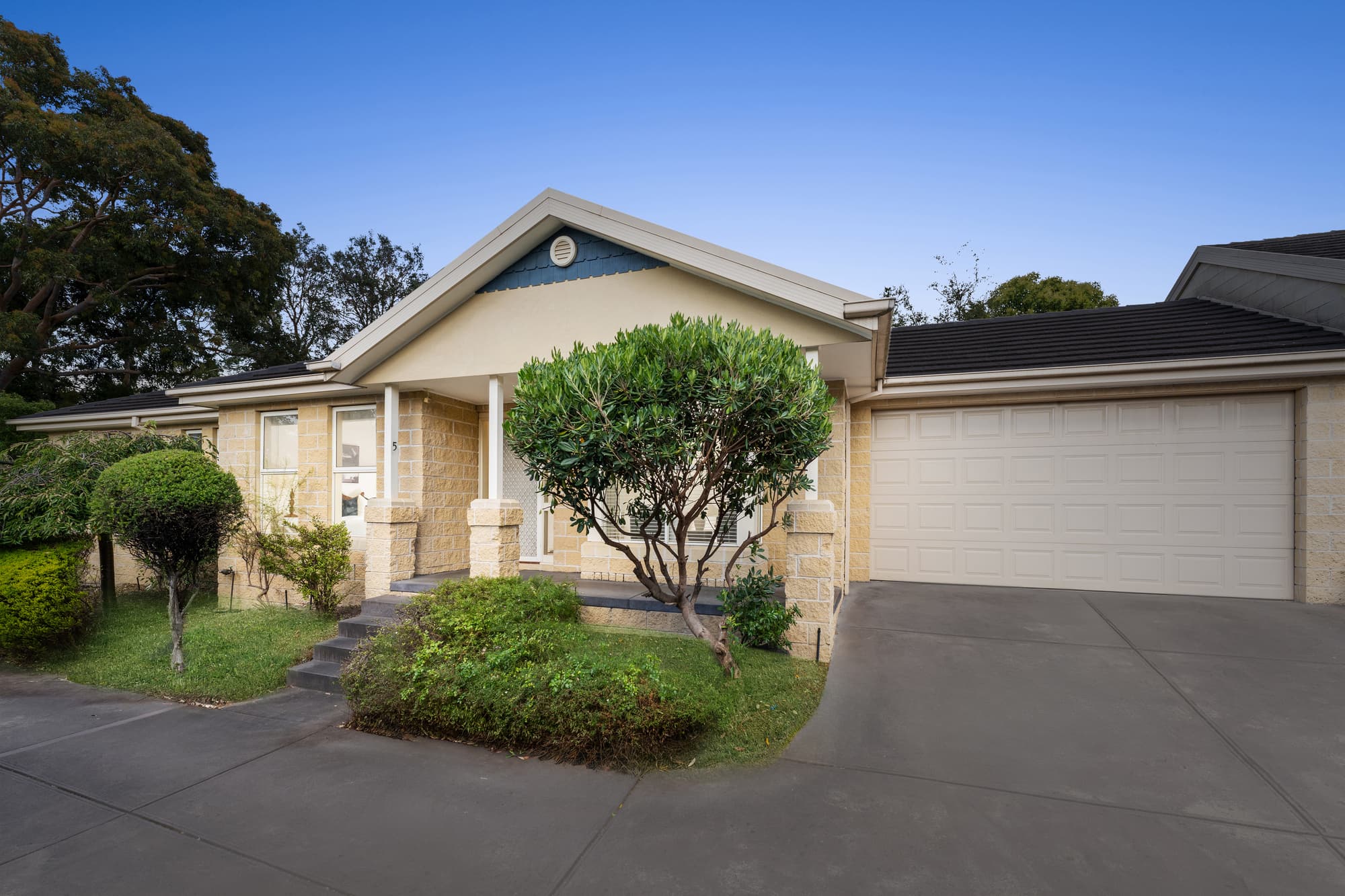 5/33-35 Oban Road, Ringwood - Image 1