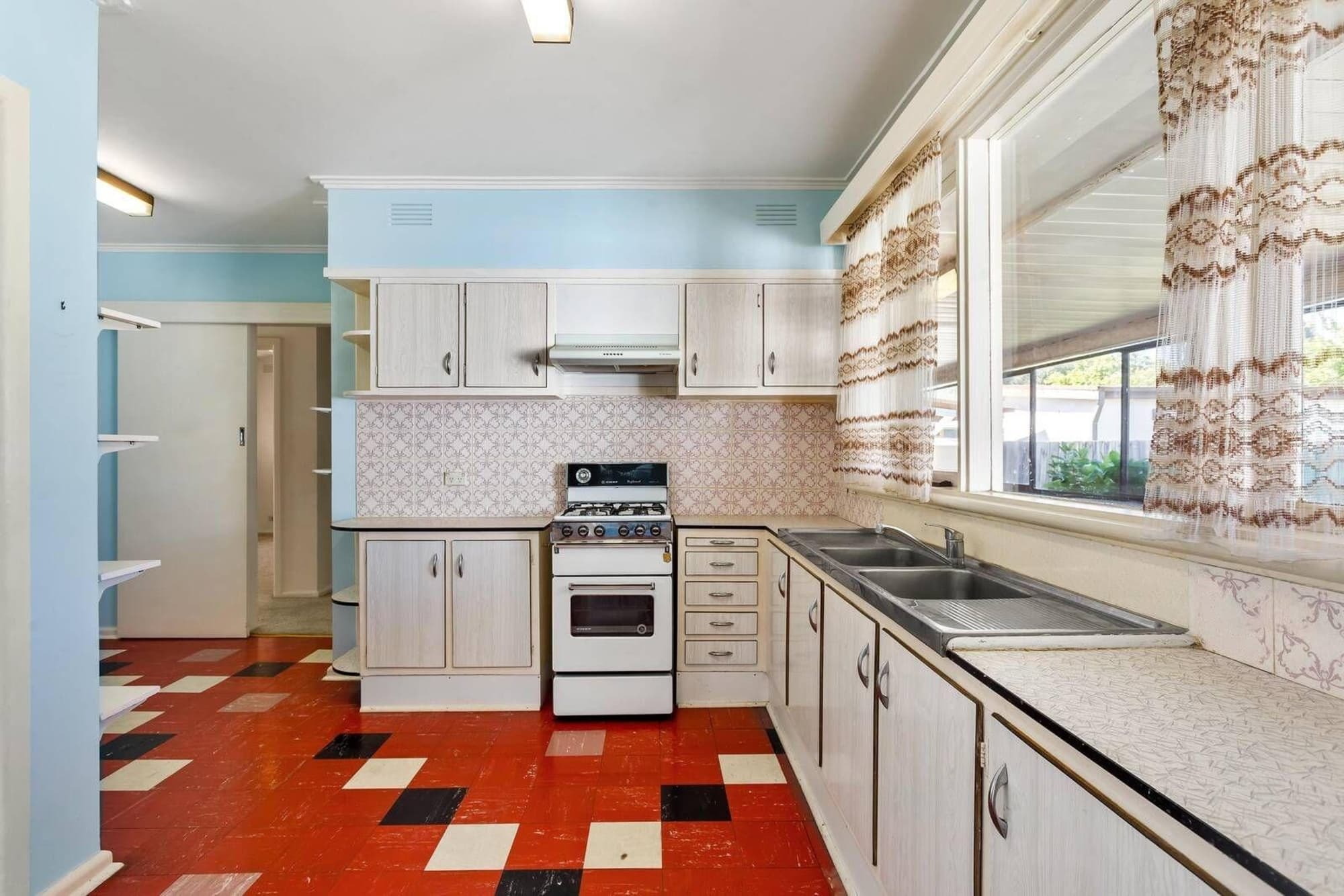 62 Hibiscus Road, Blackburn North - Thumbnail 3