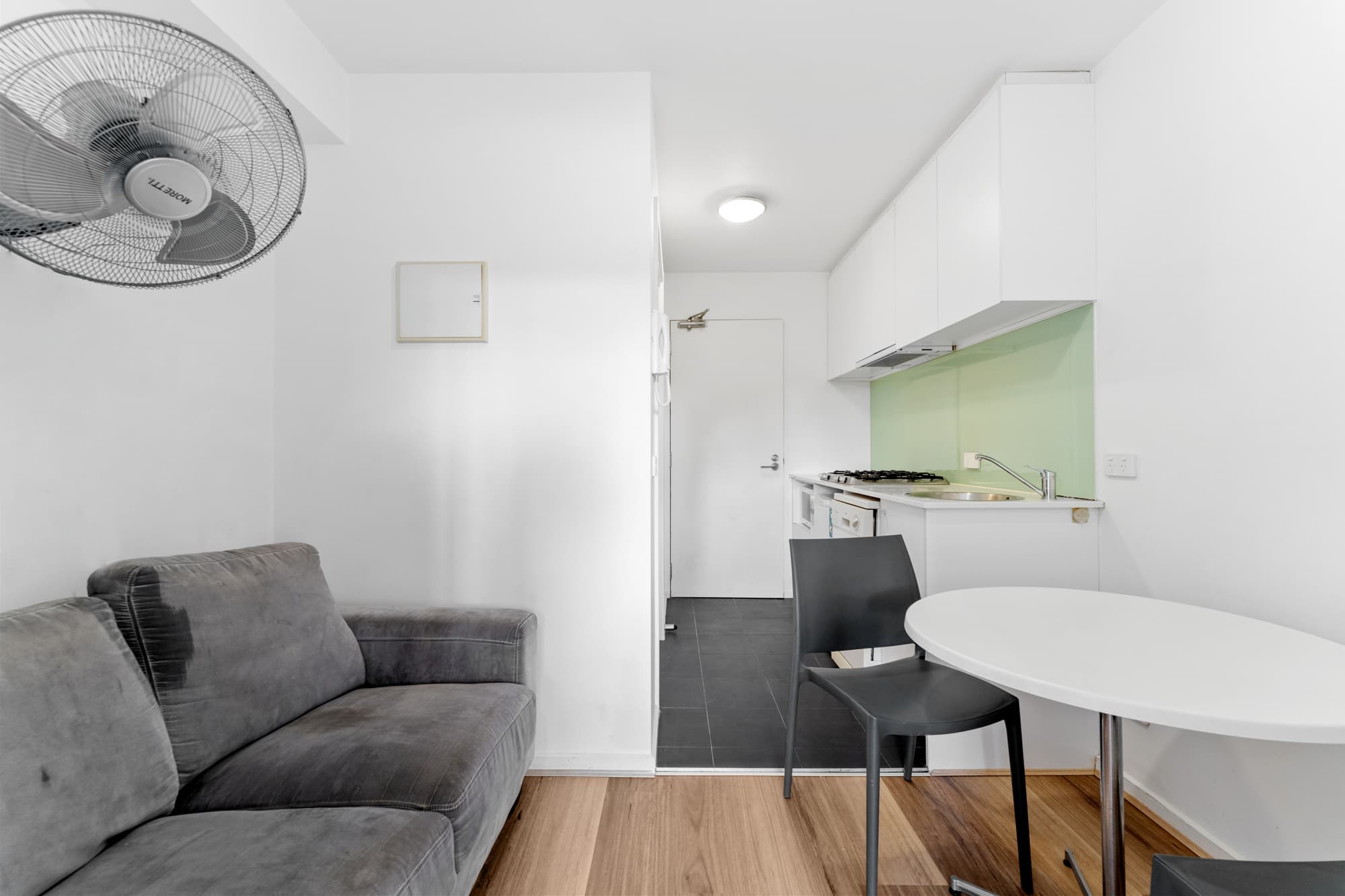 219/484 Elgar Road, Box Hill - Thumbnail 3