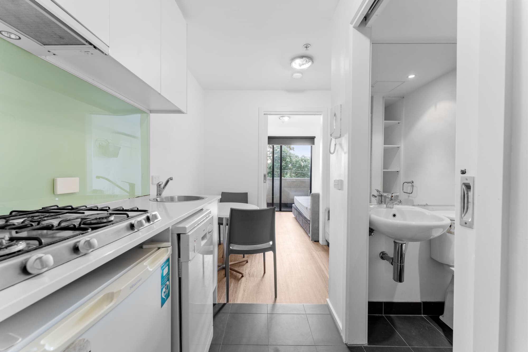 219/484 Elgar Road, Box Hill - Thumbnail 5