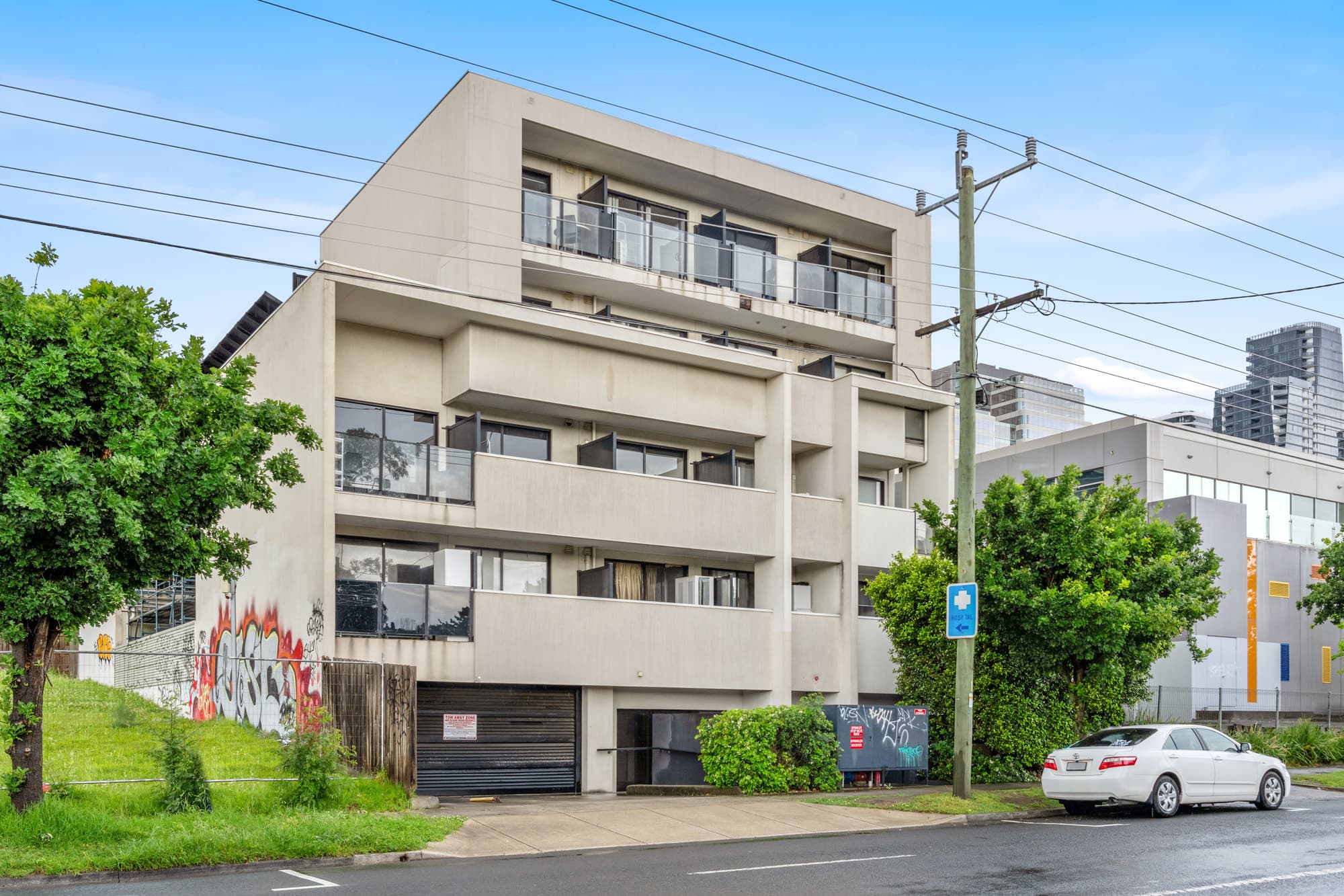 219/484 Elgar Road, Box Hill - Image 1