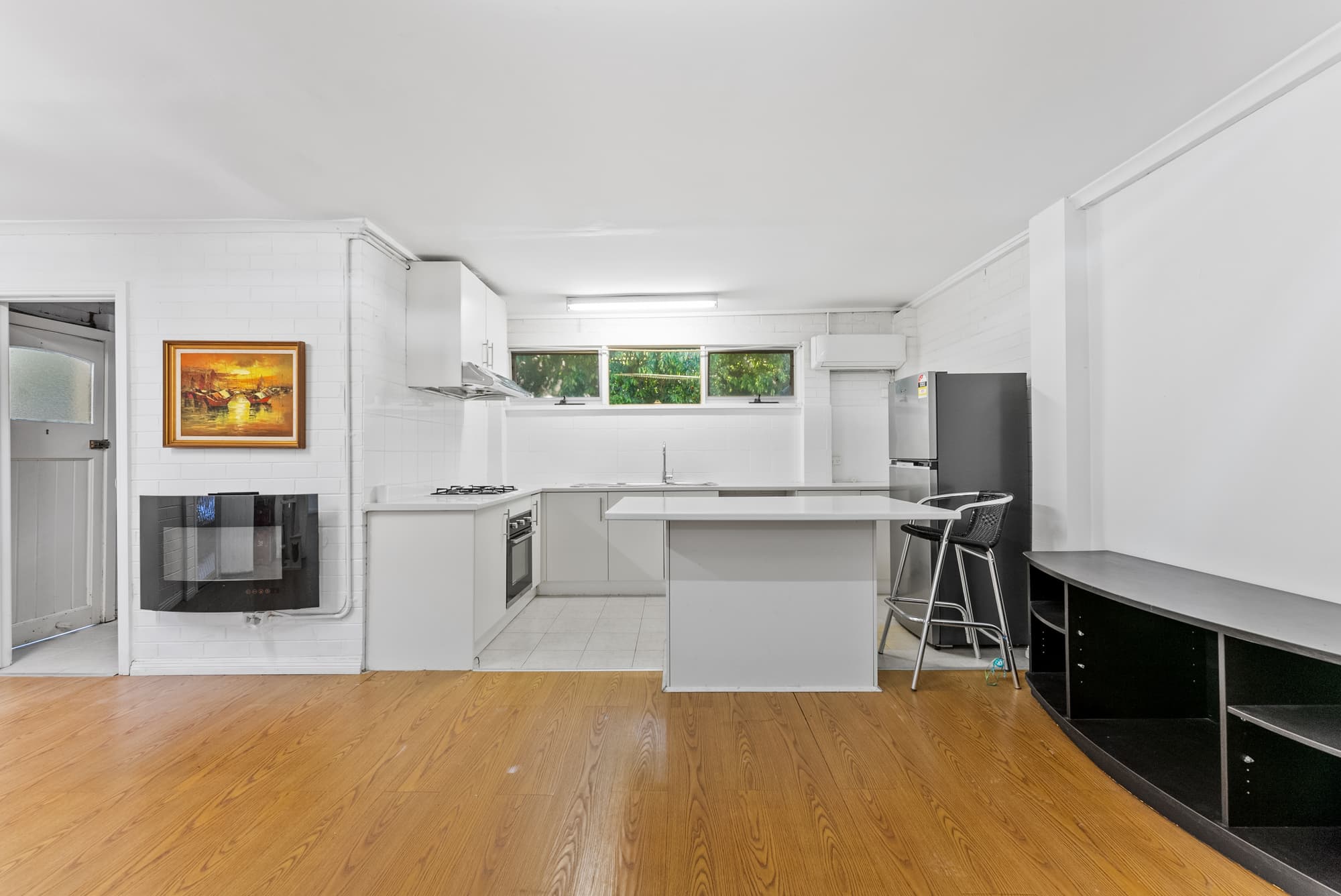 19 Manniche Avenue, Mont Albert North - Thumbnail 6