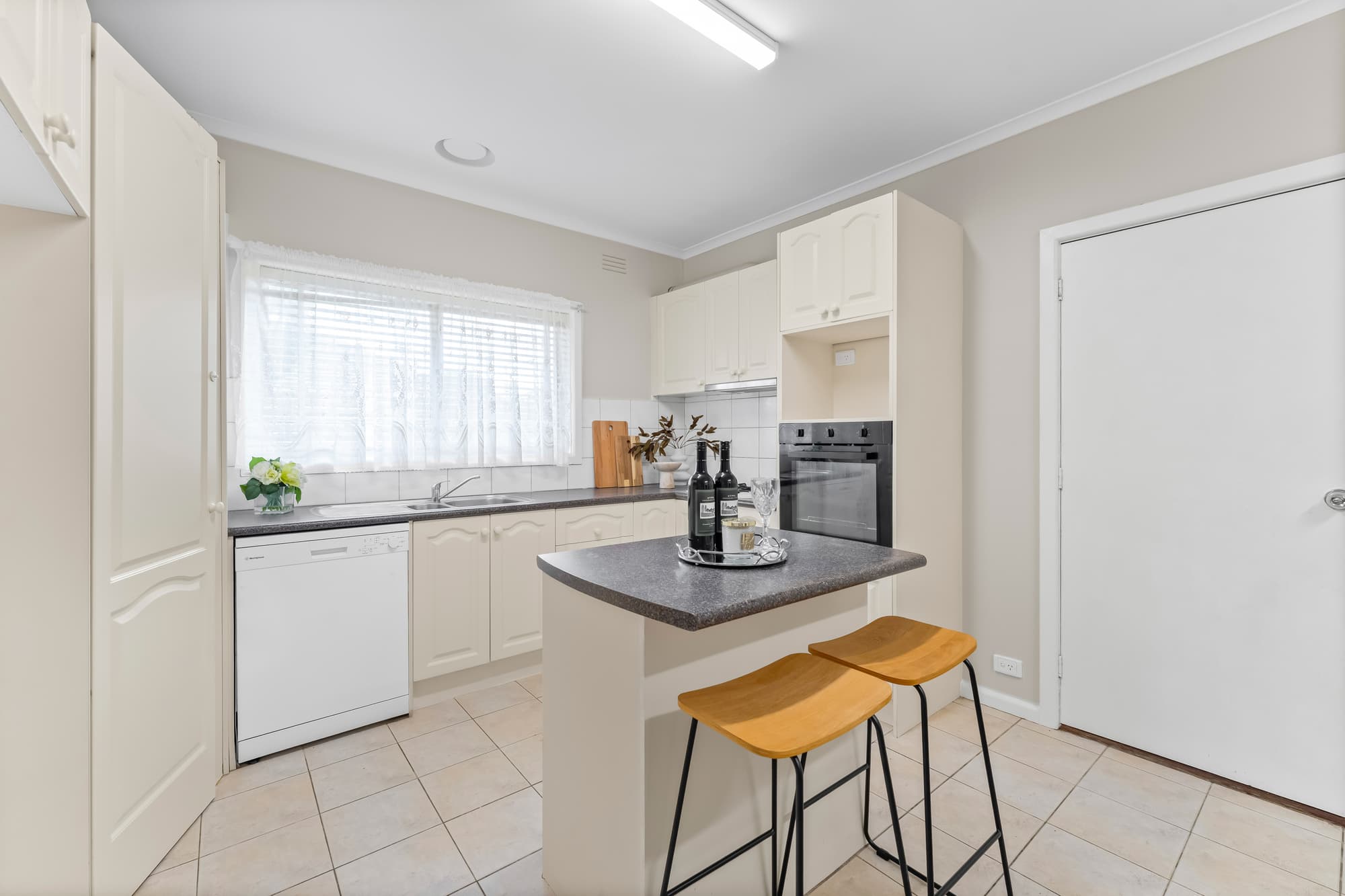 215 Springfield Road, Blackburn North - Thumbnail 6