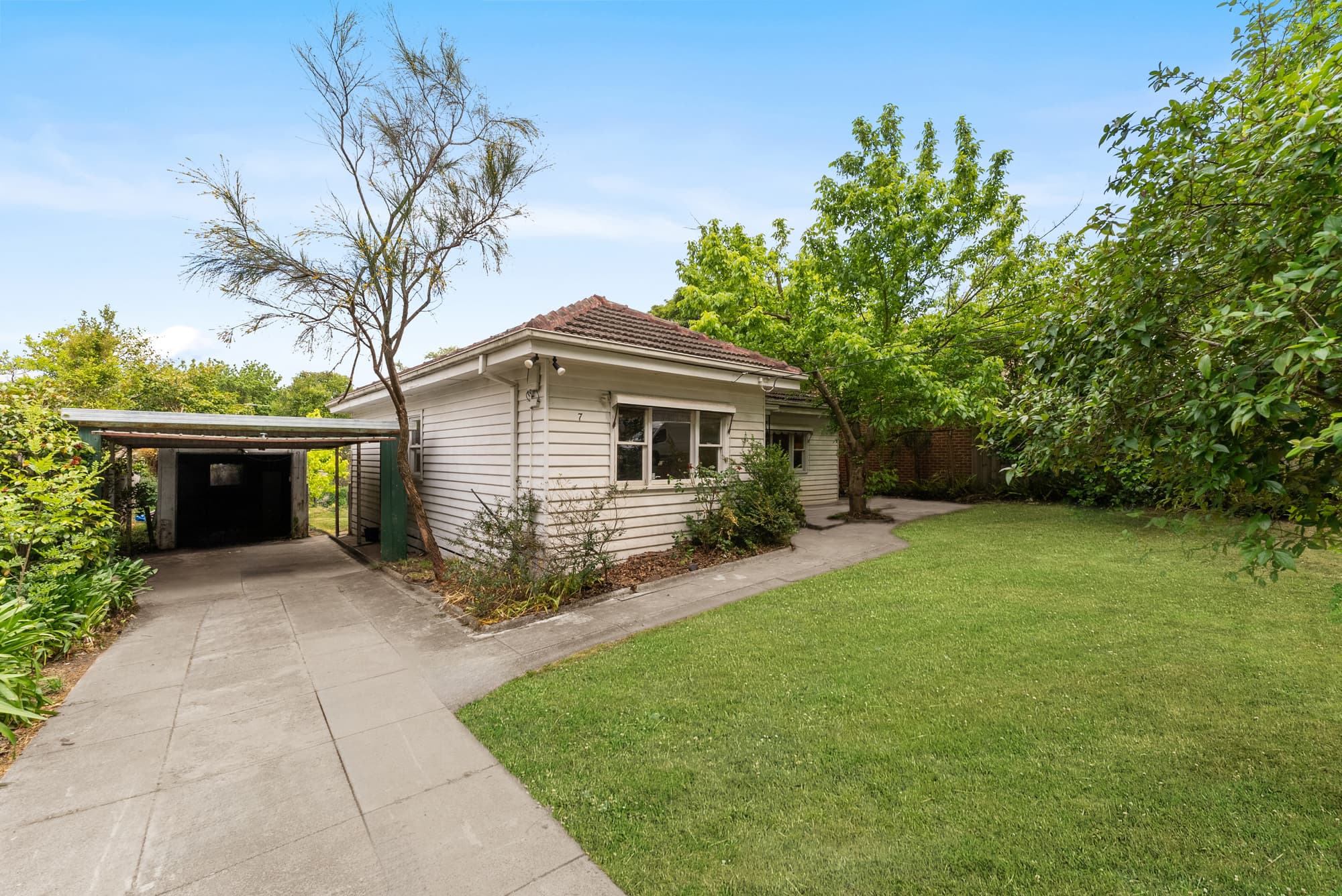7 Wavell Street, Box Hill - Thumbnail 3