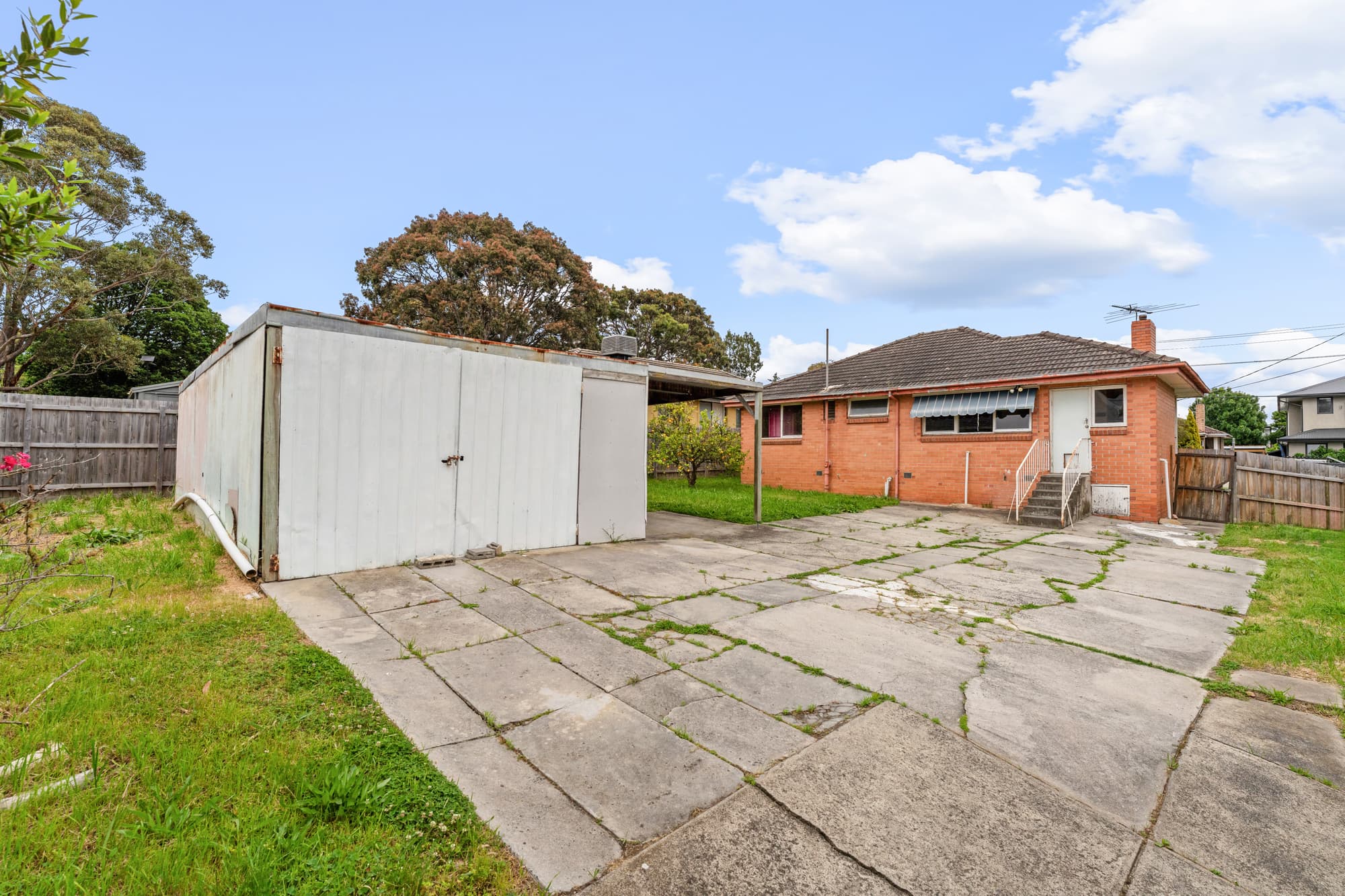 88 Shafer Road, Blackburn North - Thumbnail 5