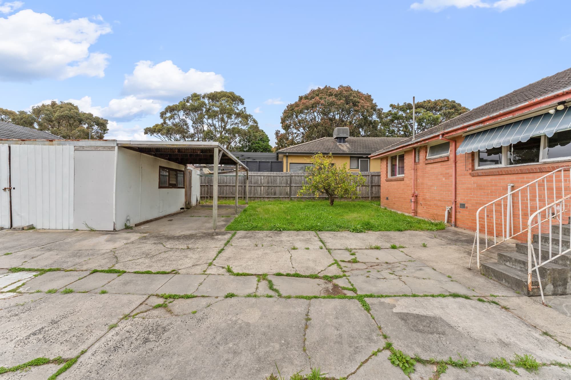 88 Shafer Road, Blackburn North - Thumbnail 4