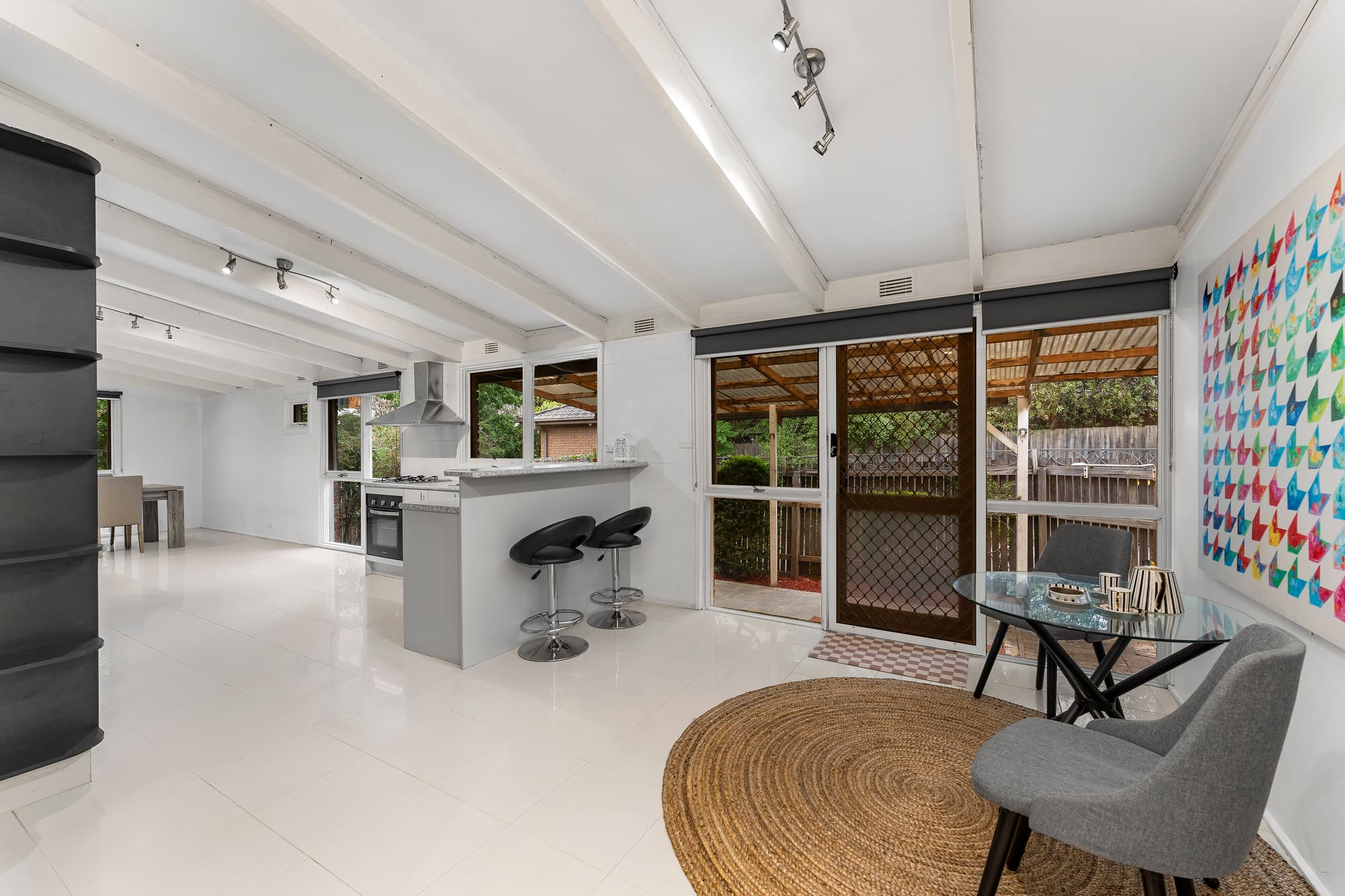 1/64 Long Valley Way, Doncaster East - Thumbnail 3
