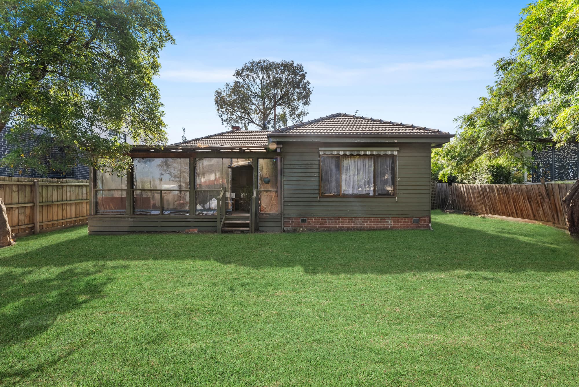 8 Vivian Street, Blackburn North - Thumbnail 5