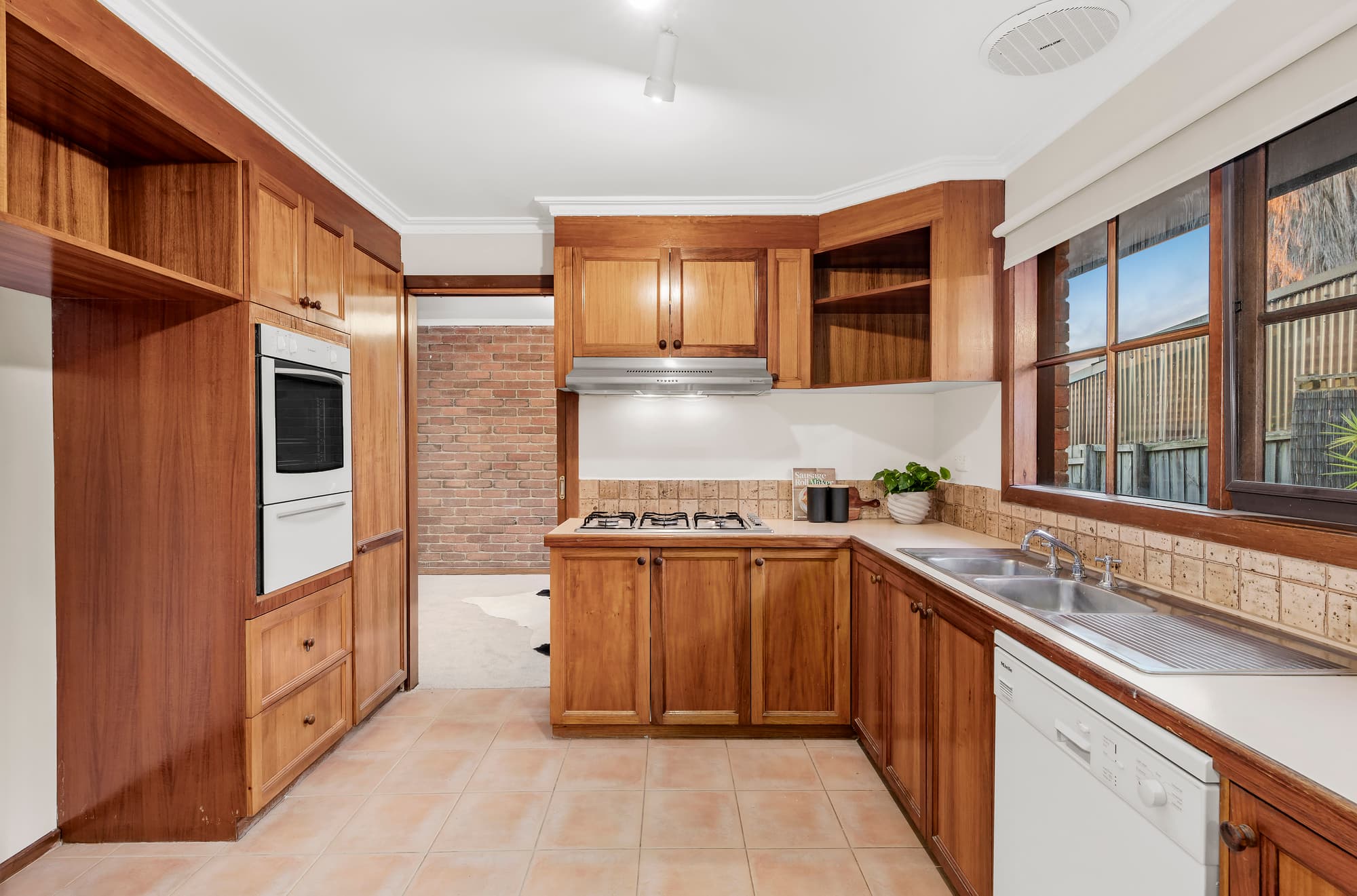 2/77 Beverley Street, Doncaster East - Thumbnail 5