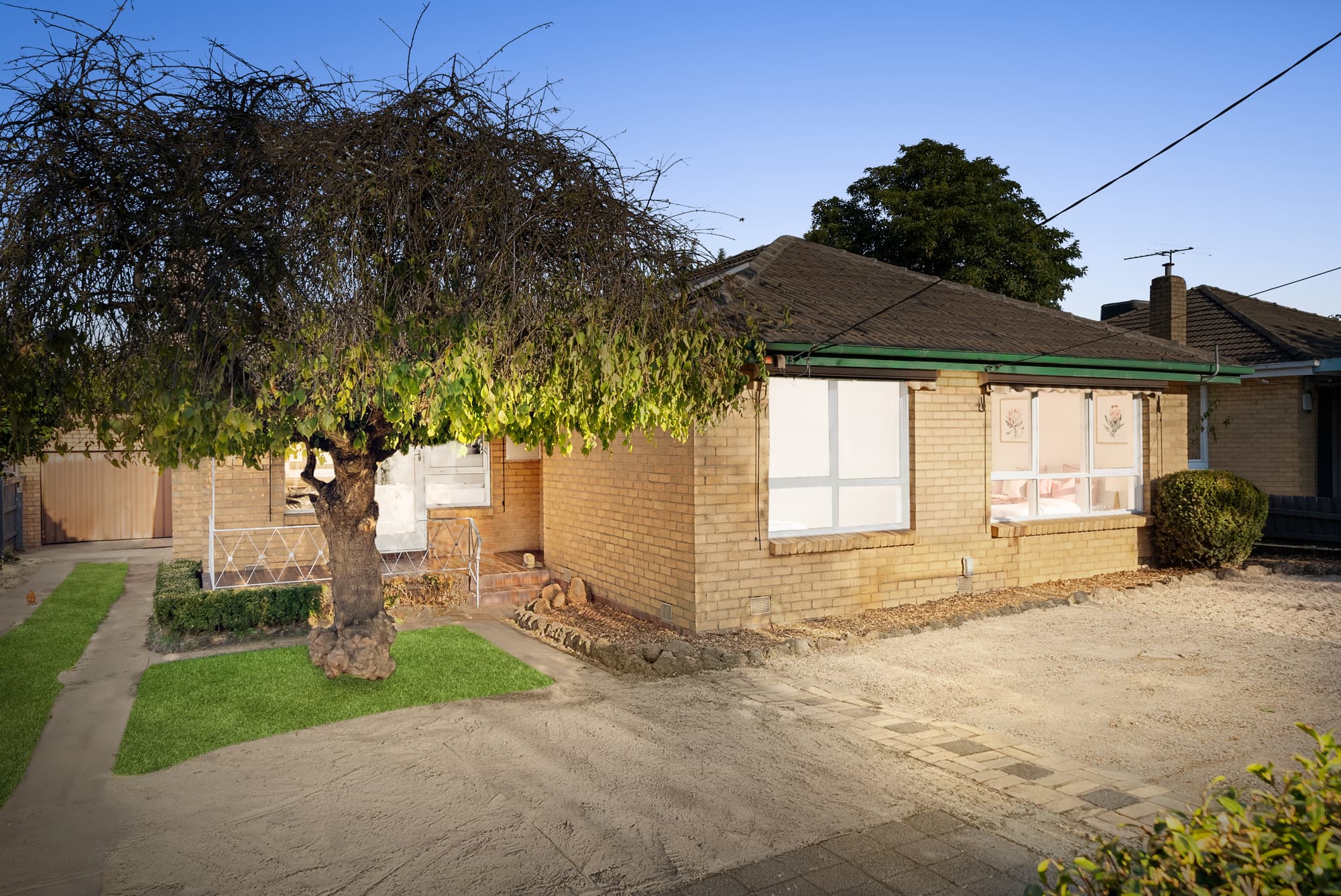 568 Middleborough Road, Blackburn North - Image 1