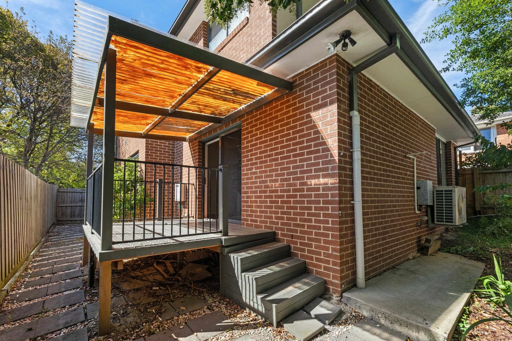 2/30 Winton Street, Burwood - Thumbnail 8