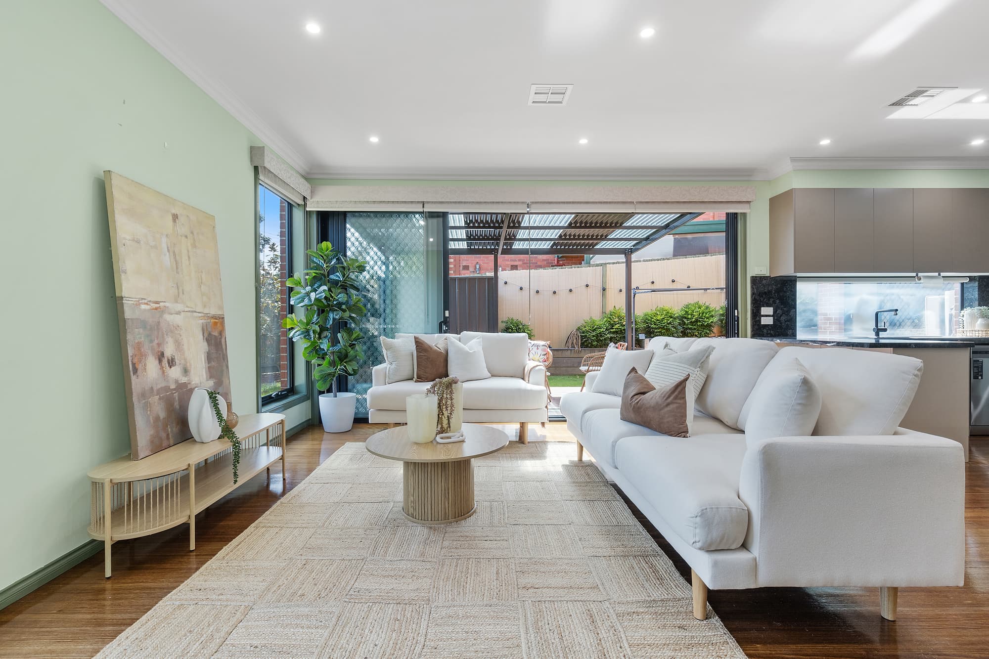 42 Church Road, Doncaster - Thumbnail 2