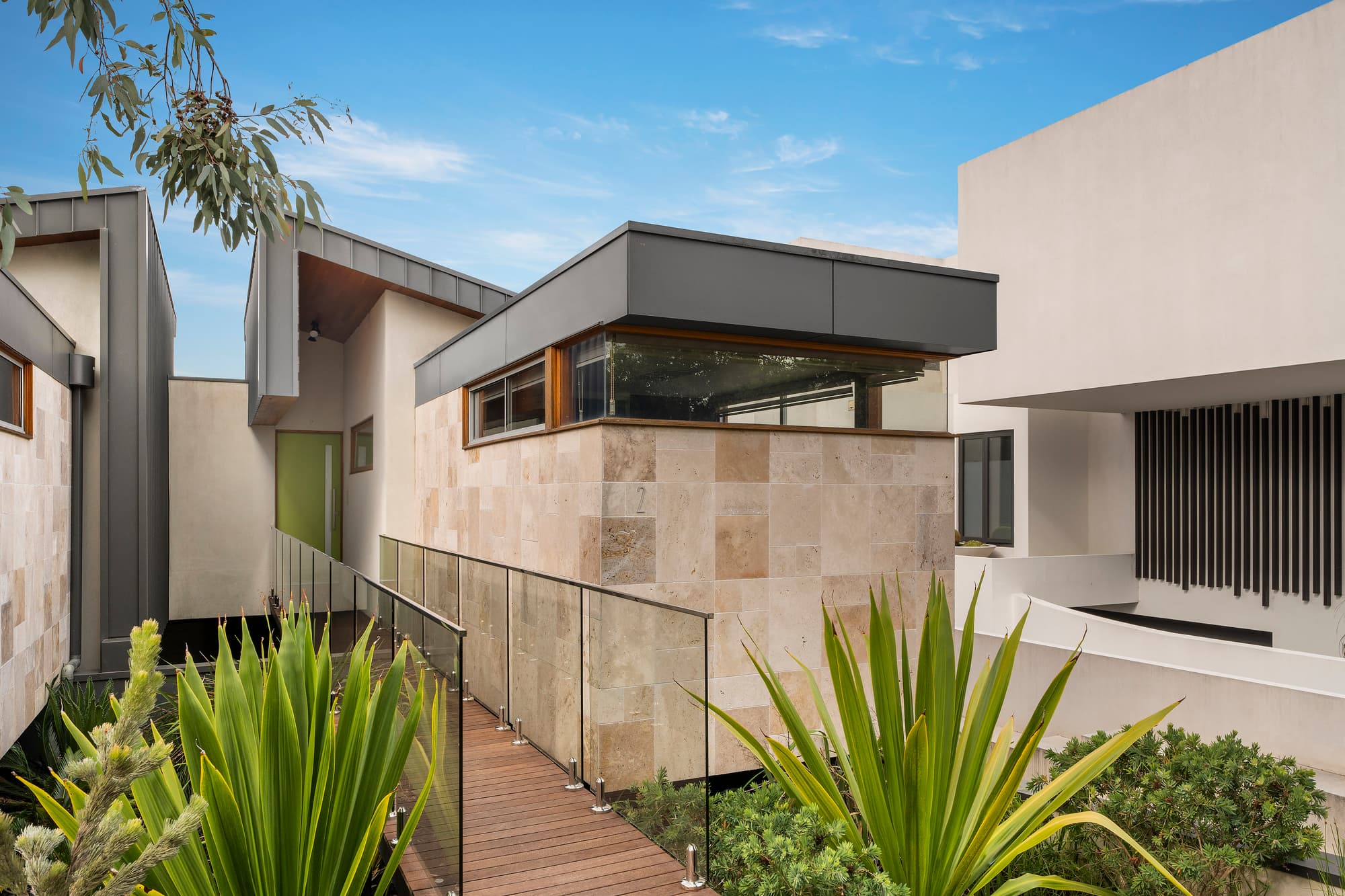 2/21 Yeneda Street, Balwyn North - Image 1