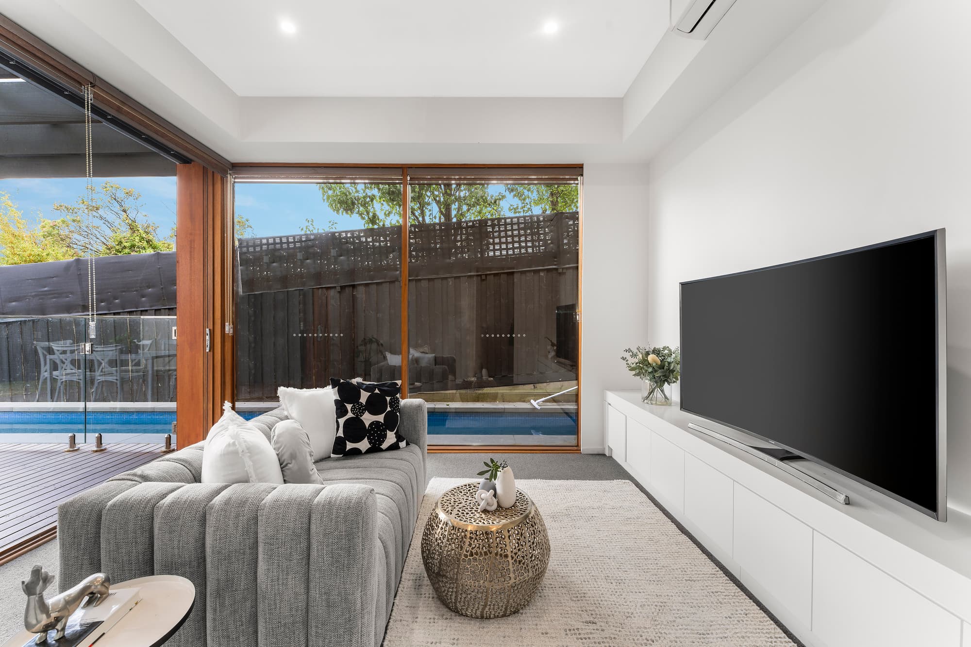 2/21 Yeneda Street, Balwyn North - Thumbnail 2