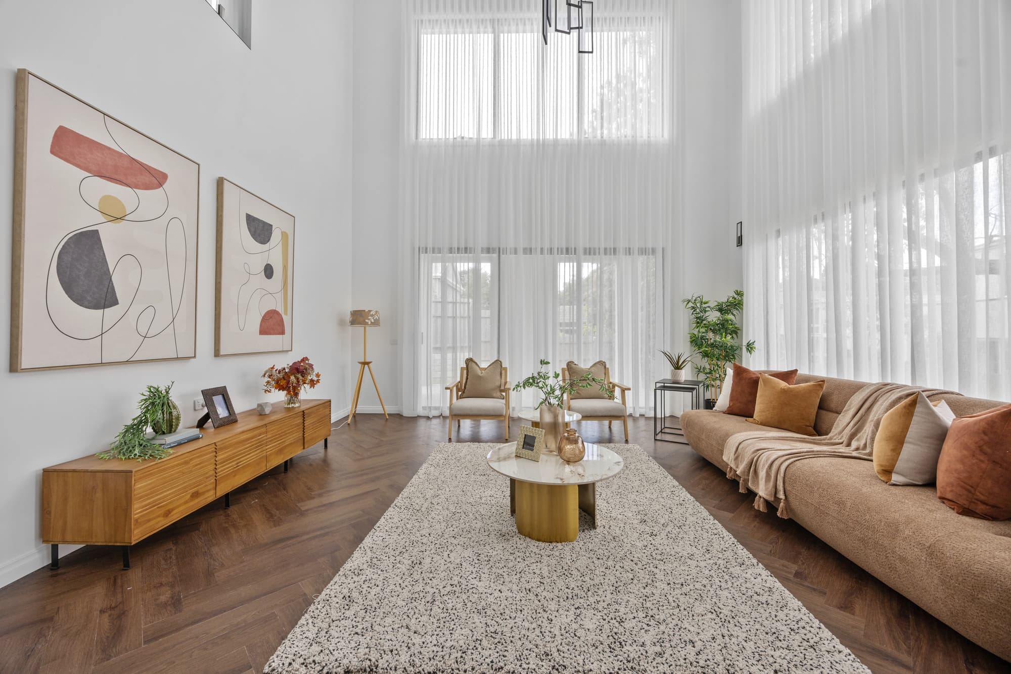 8 Ellen Court, Burwood - Thumbnail 3