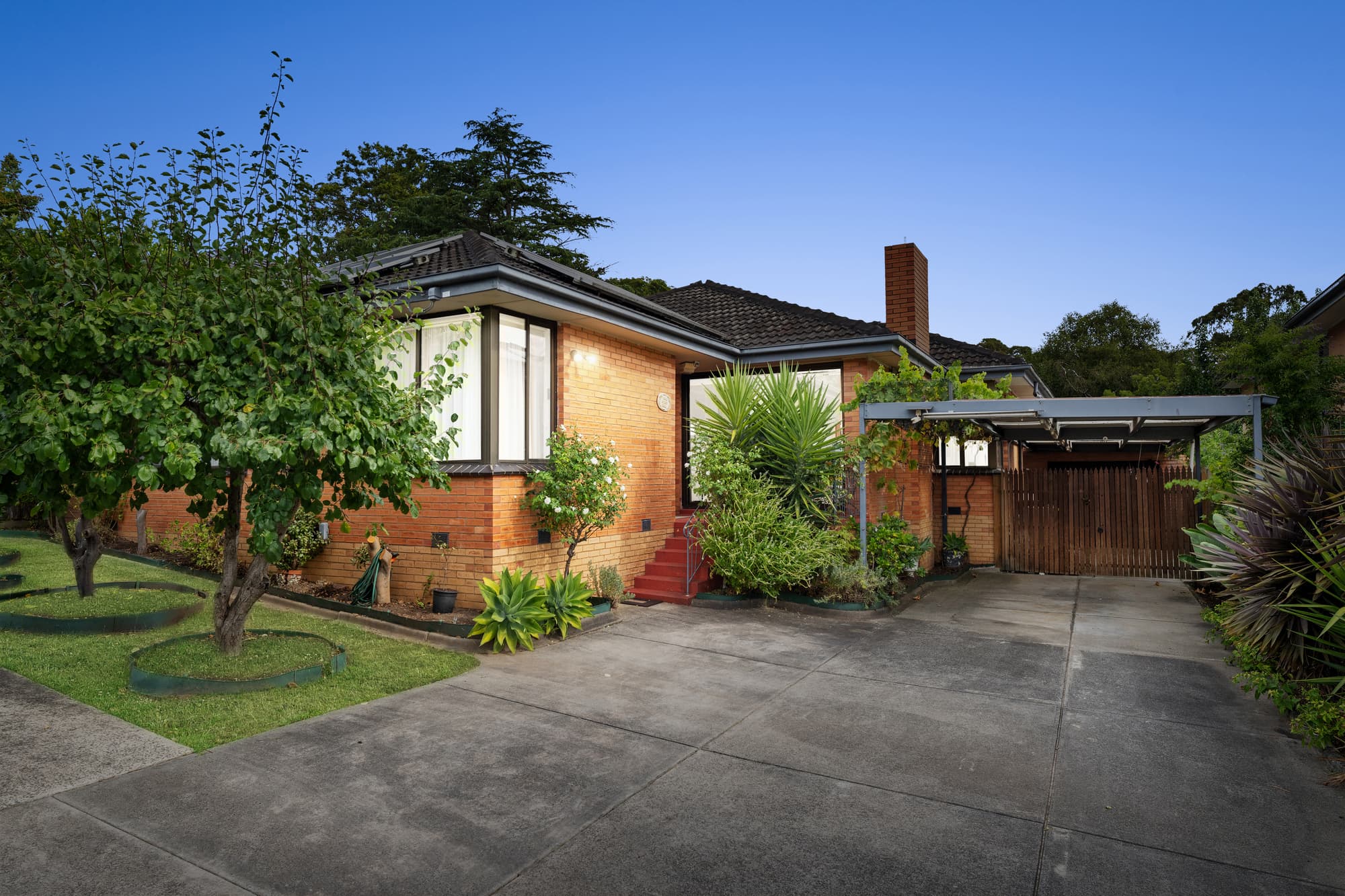 102 Katrina Street, Blackburn North - Image 1