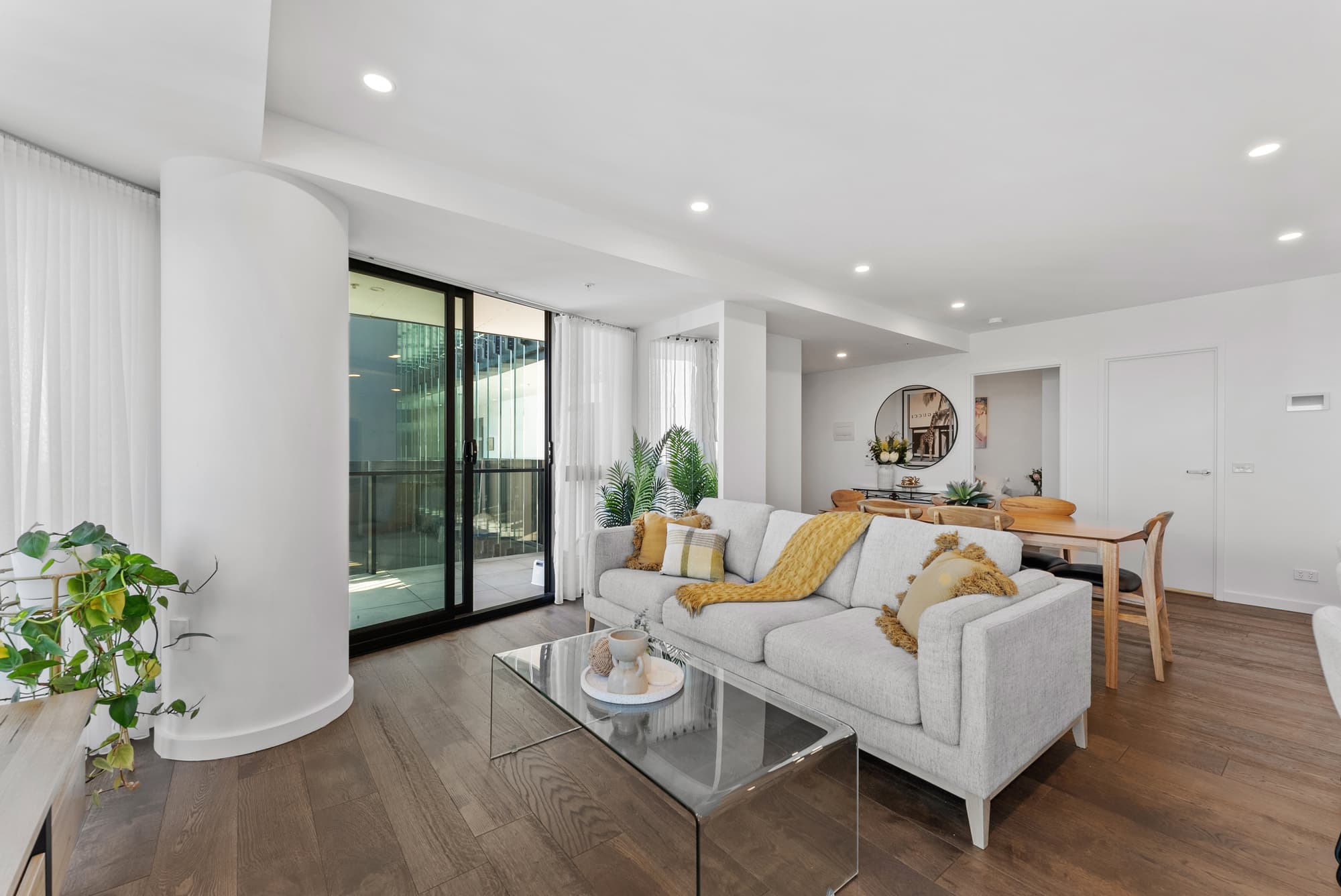 2810/828 Whitehorse Road, Box Hill - Thumbnail 2