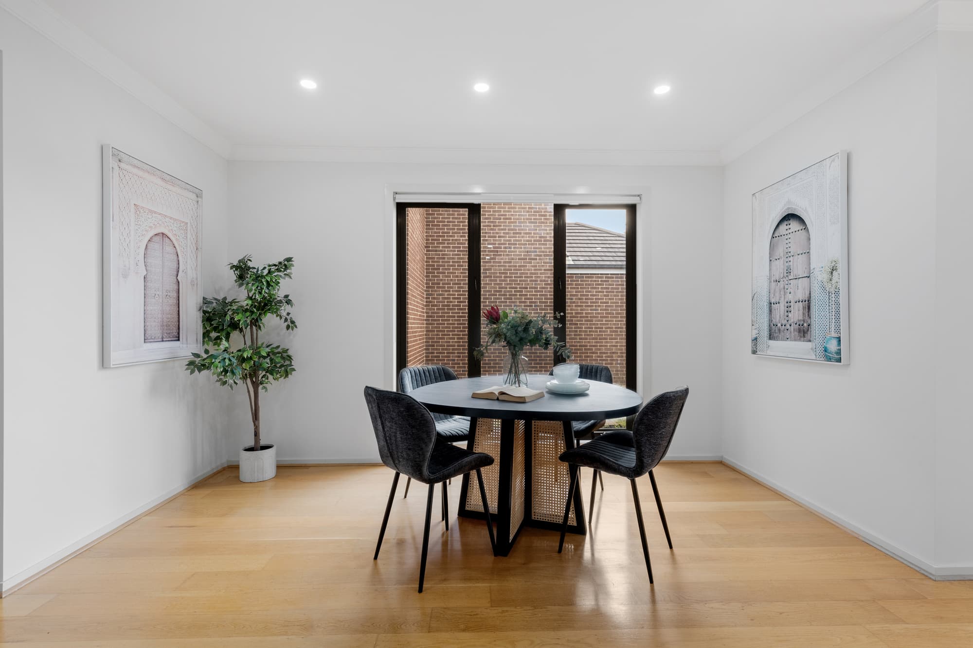 2 Bentham Court, Burwood - Thumbnail 5