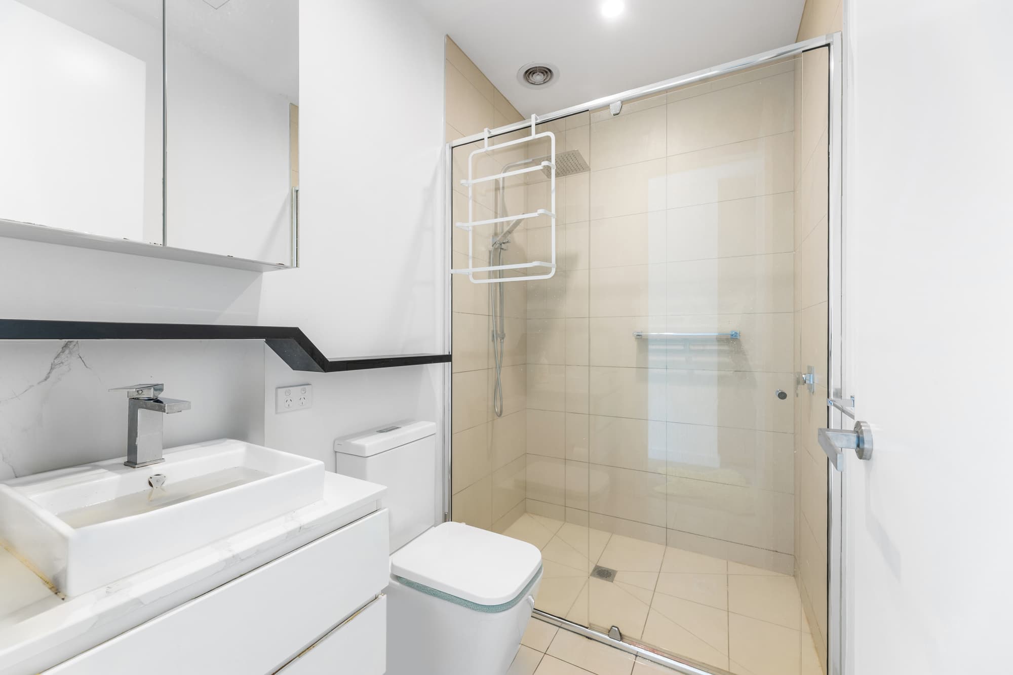2/7 Renver Road, Clayton - Thumbnail 7