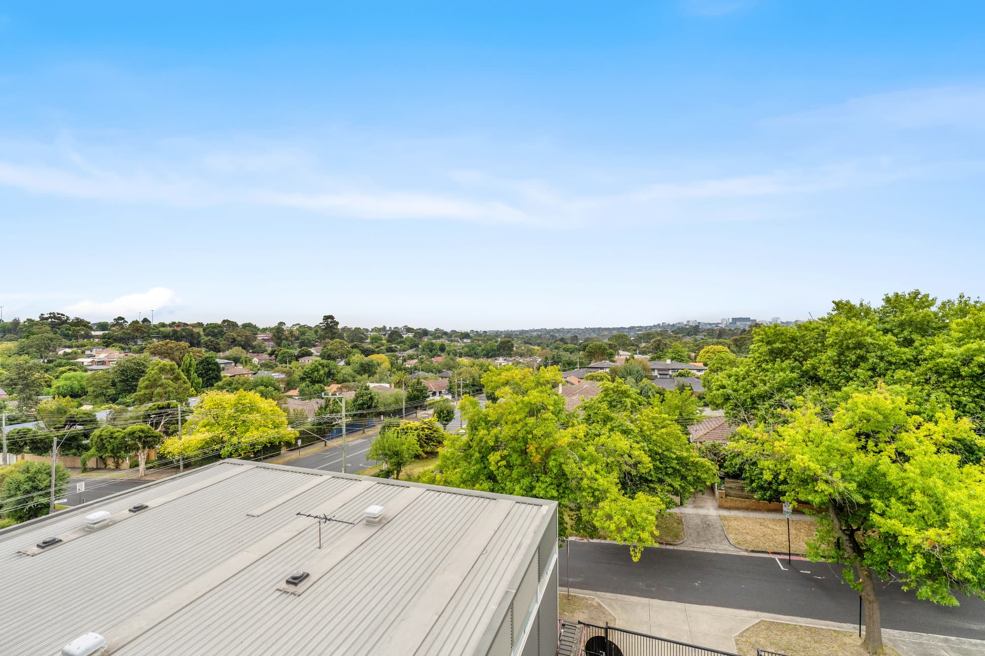 506/490 Elgar Road, Box Hill - Thumbnail 2