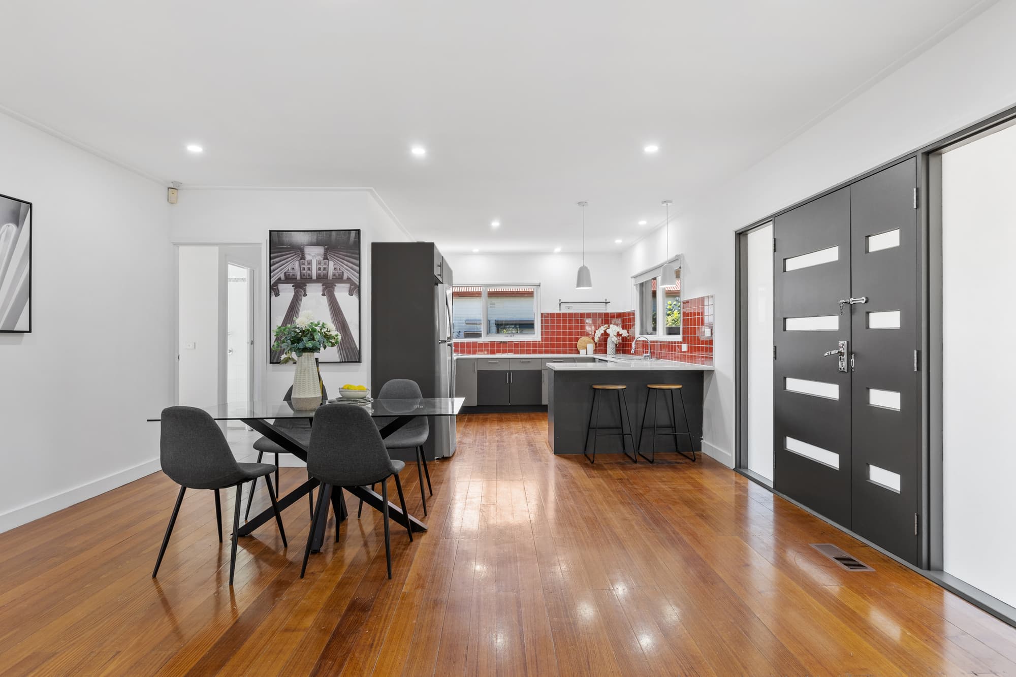 15A Hastings Avenue, Blackburn South - Thumbnail 3