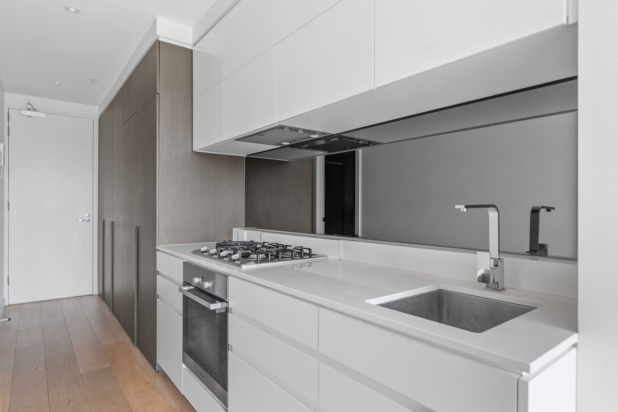 905/118 High Street, Kew - Thumbnail 3