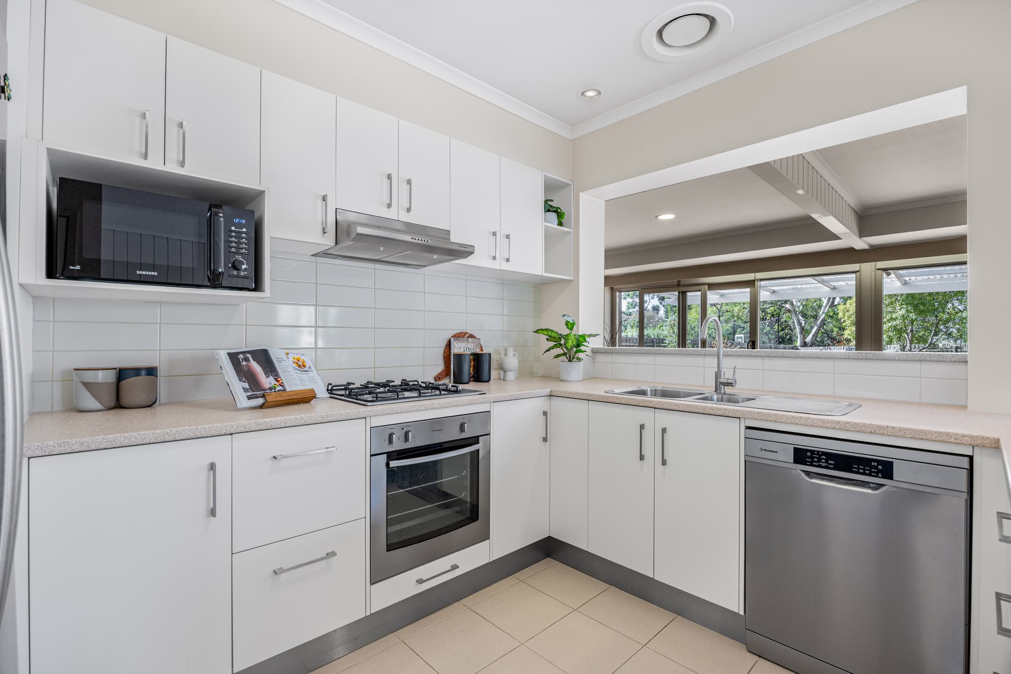 64 Magnolia Court, Templestowe Lower - Thumbnail 5