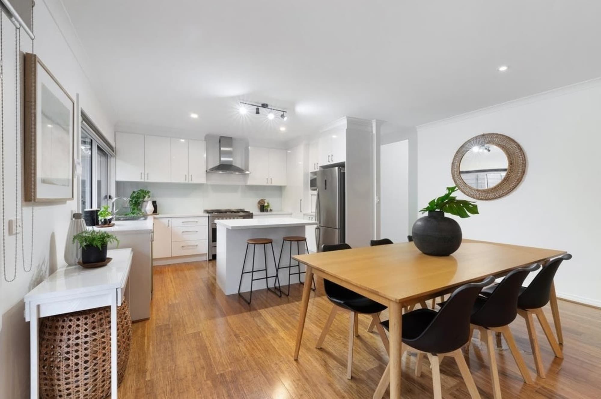 34 Douglas Street, Blackburn North - Thumbnail 5