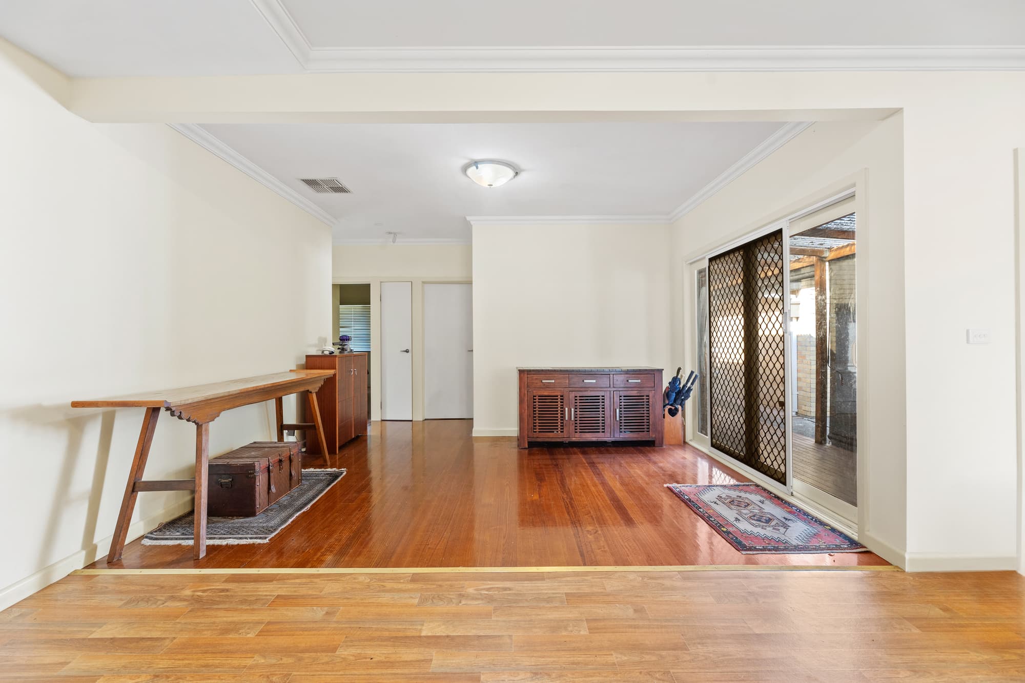 59 Strabane Avenue, Mont Albert North - Thumbnail 3