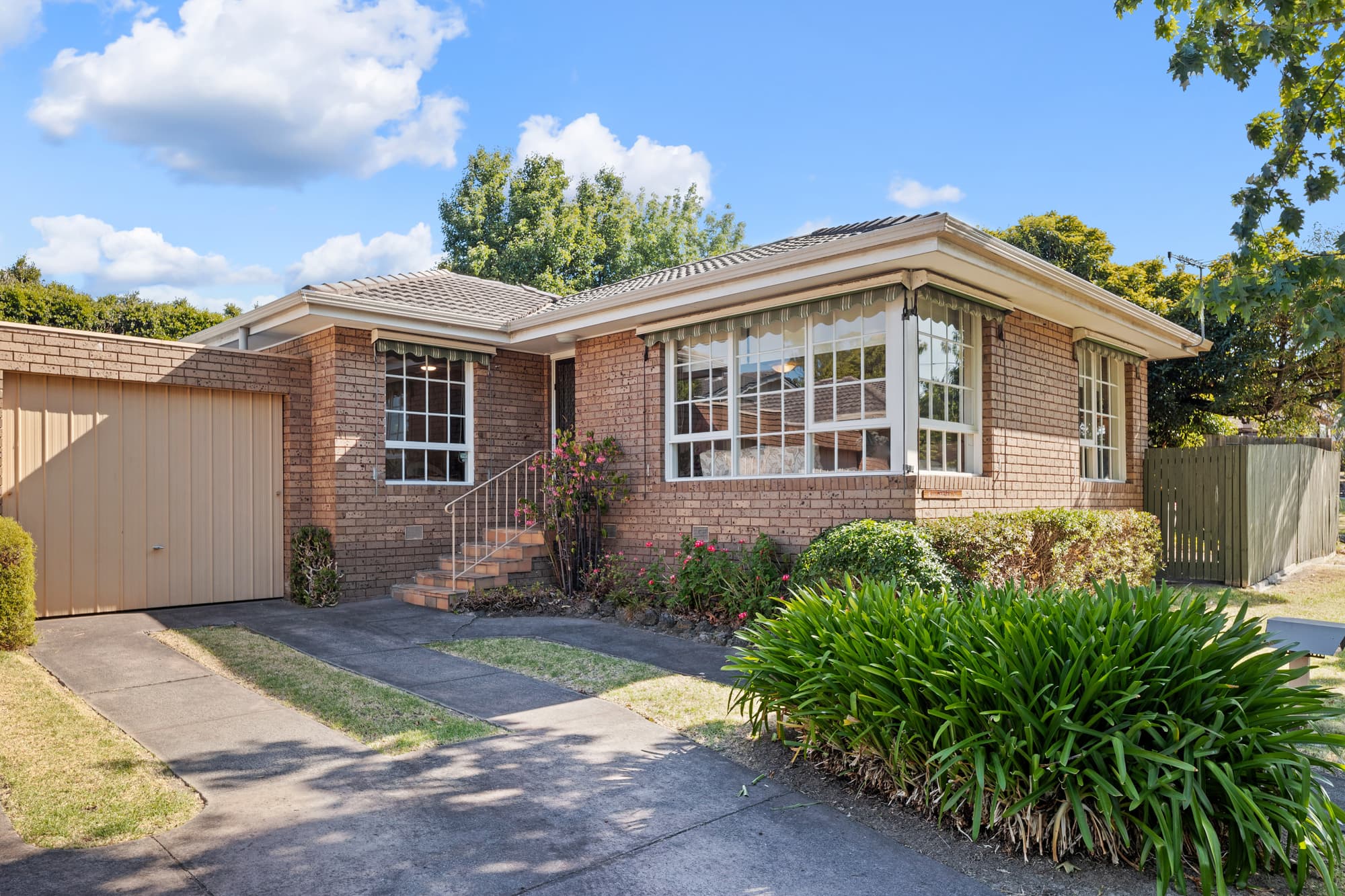 3/11 Mersey Street, Box Hill North - Image 1