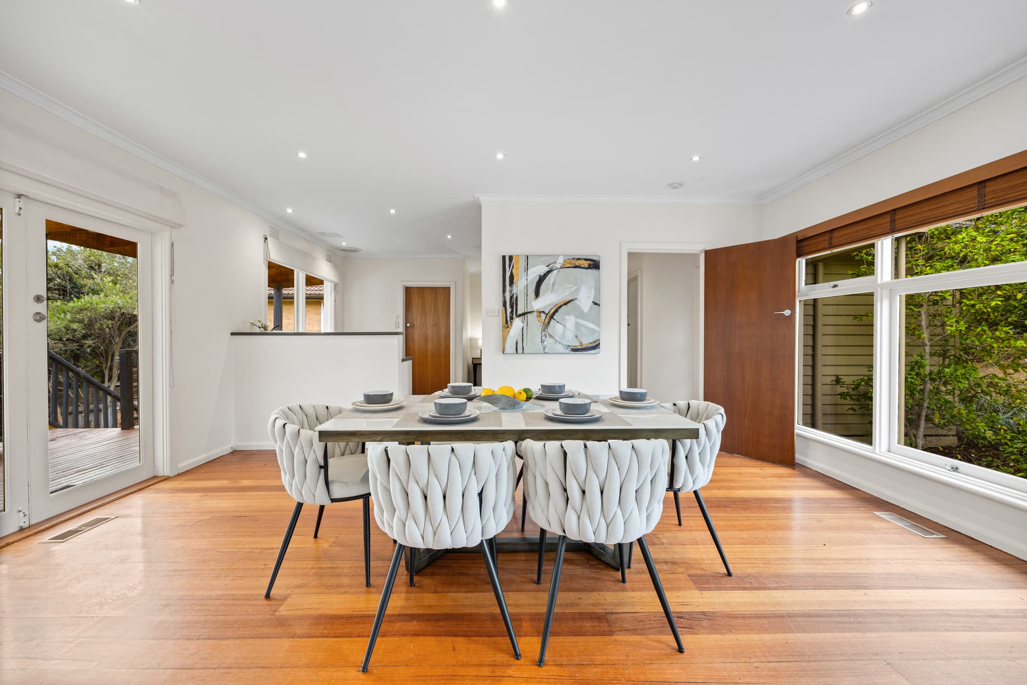 7 Valda Avenue, Mont Albert North - Thumbnail 3