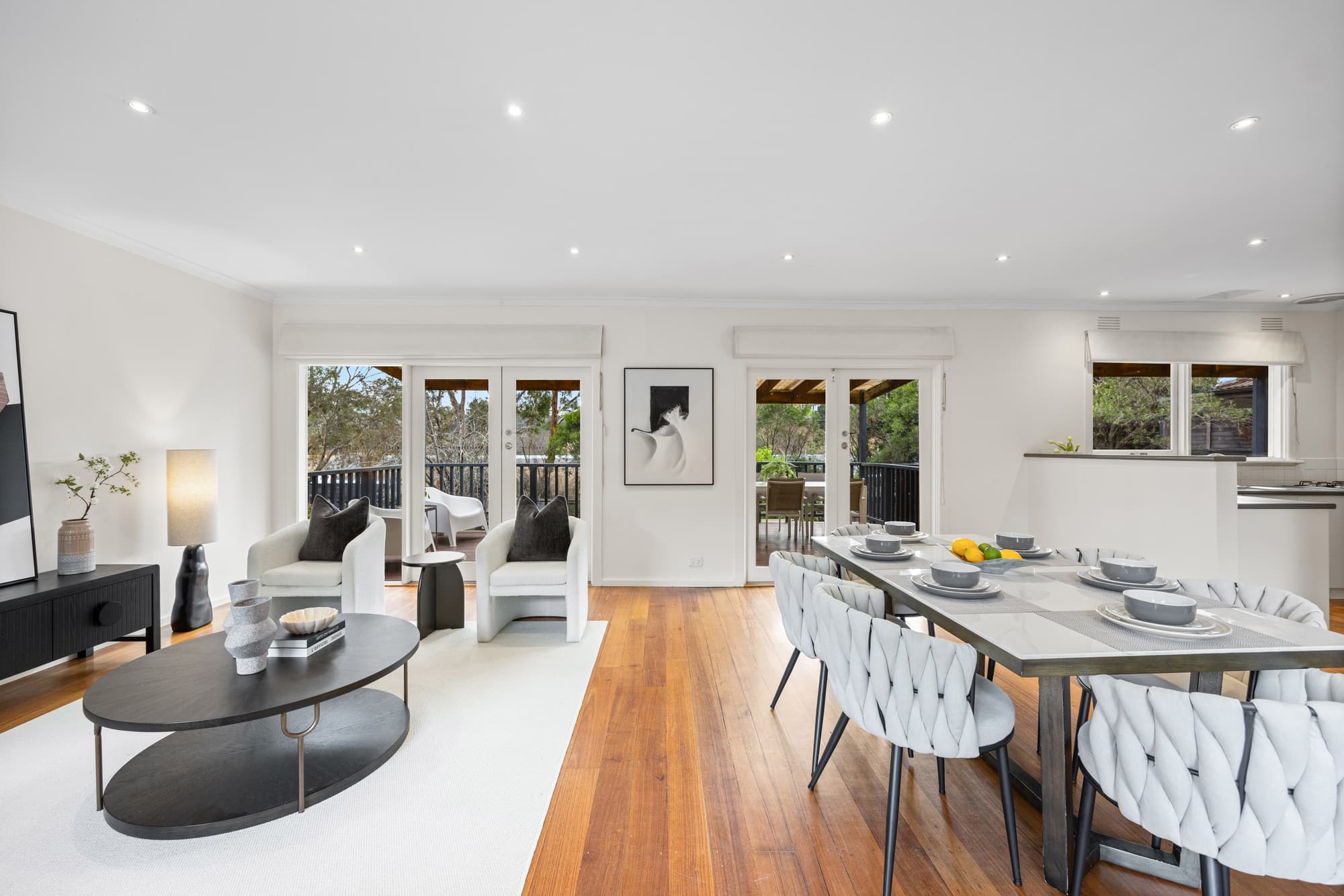 7 Valda Avenue, Mont Albert North - Thumbnail 2