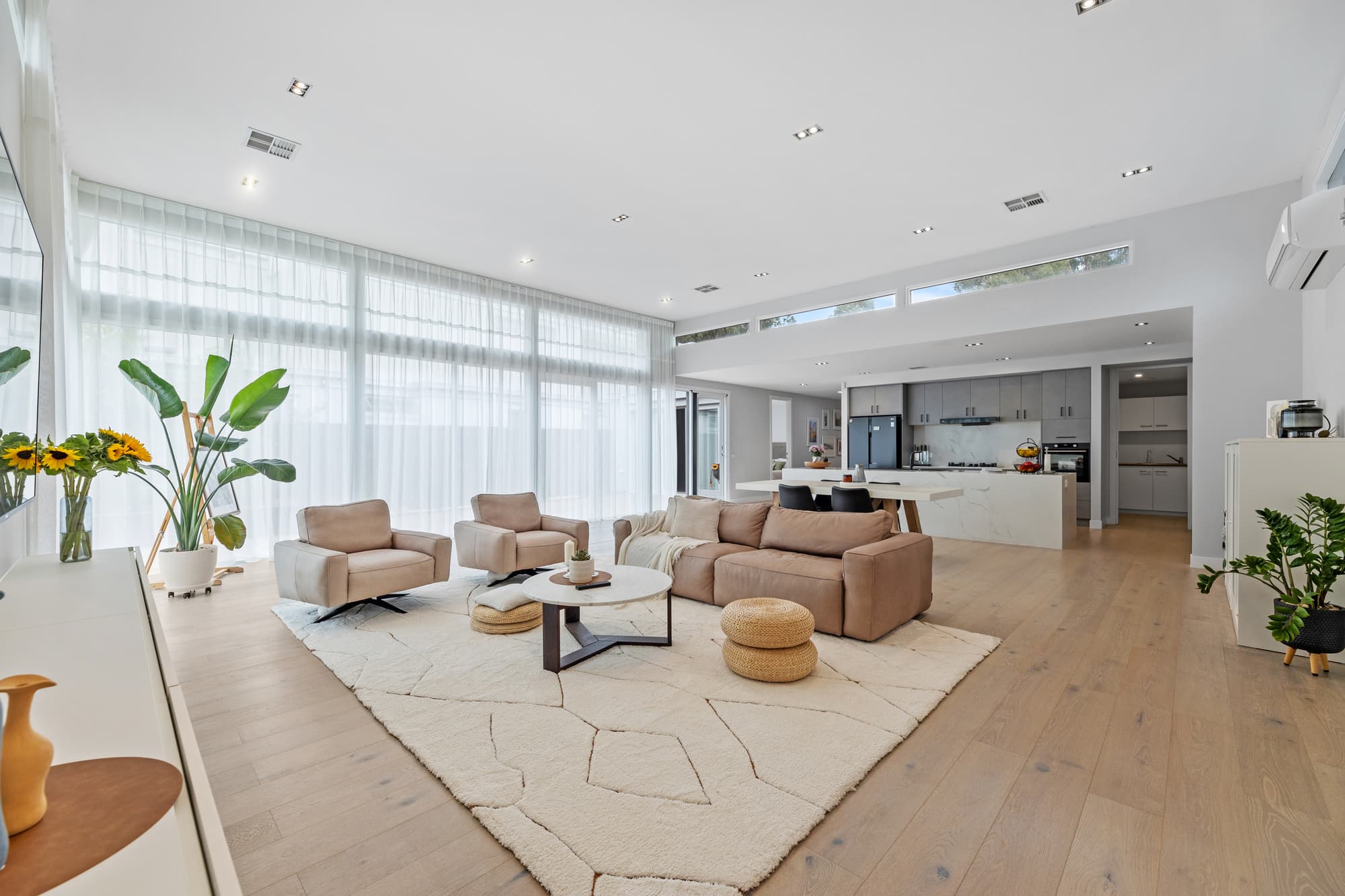 17 Settler Court, Glen Waverley - Thumbnail 2