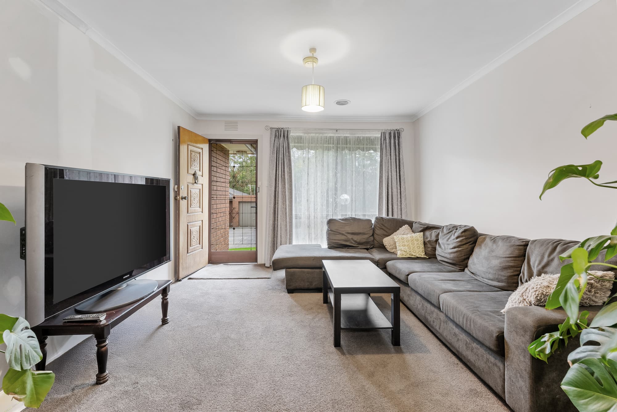 13/37 Williams Road, Blackburn - Thumbnail 2