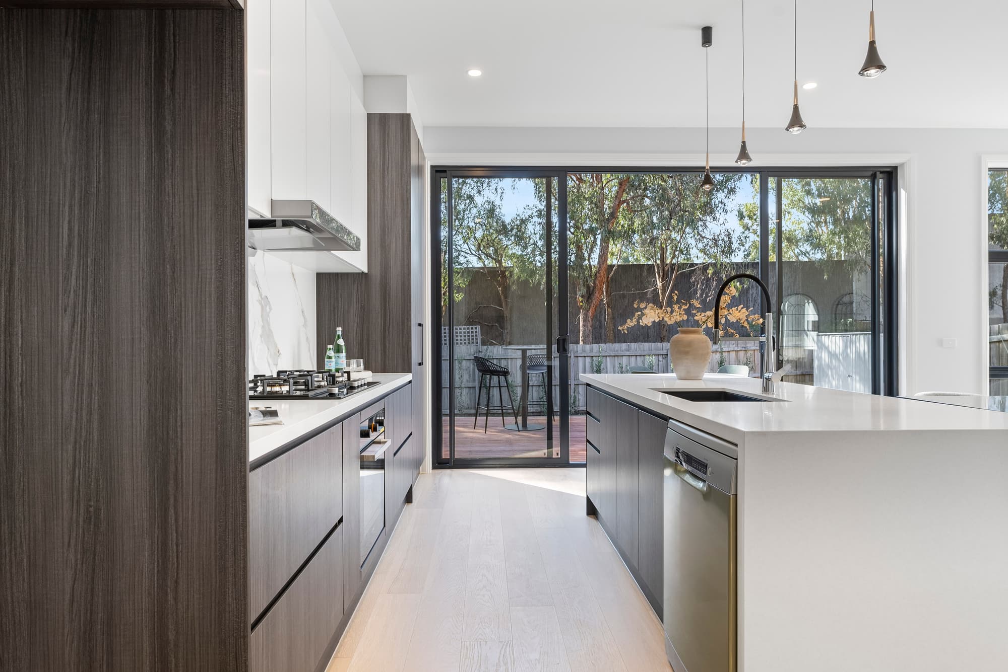 64 Joseph Street, Blackburn North - Thumbnail 7