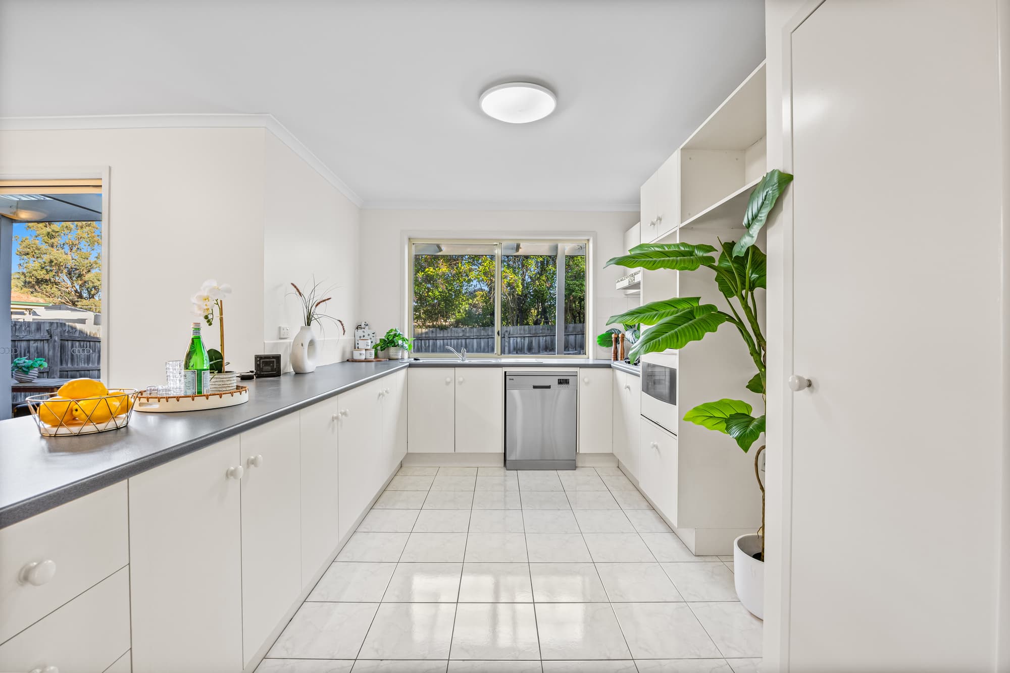 1/12 Ohara Street, Blackburn - Thumbnail 5