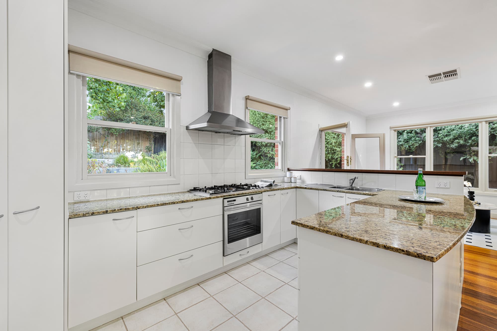 23 Grandview Road, Box Hill South - Thumbnail 5