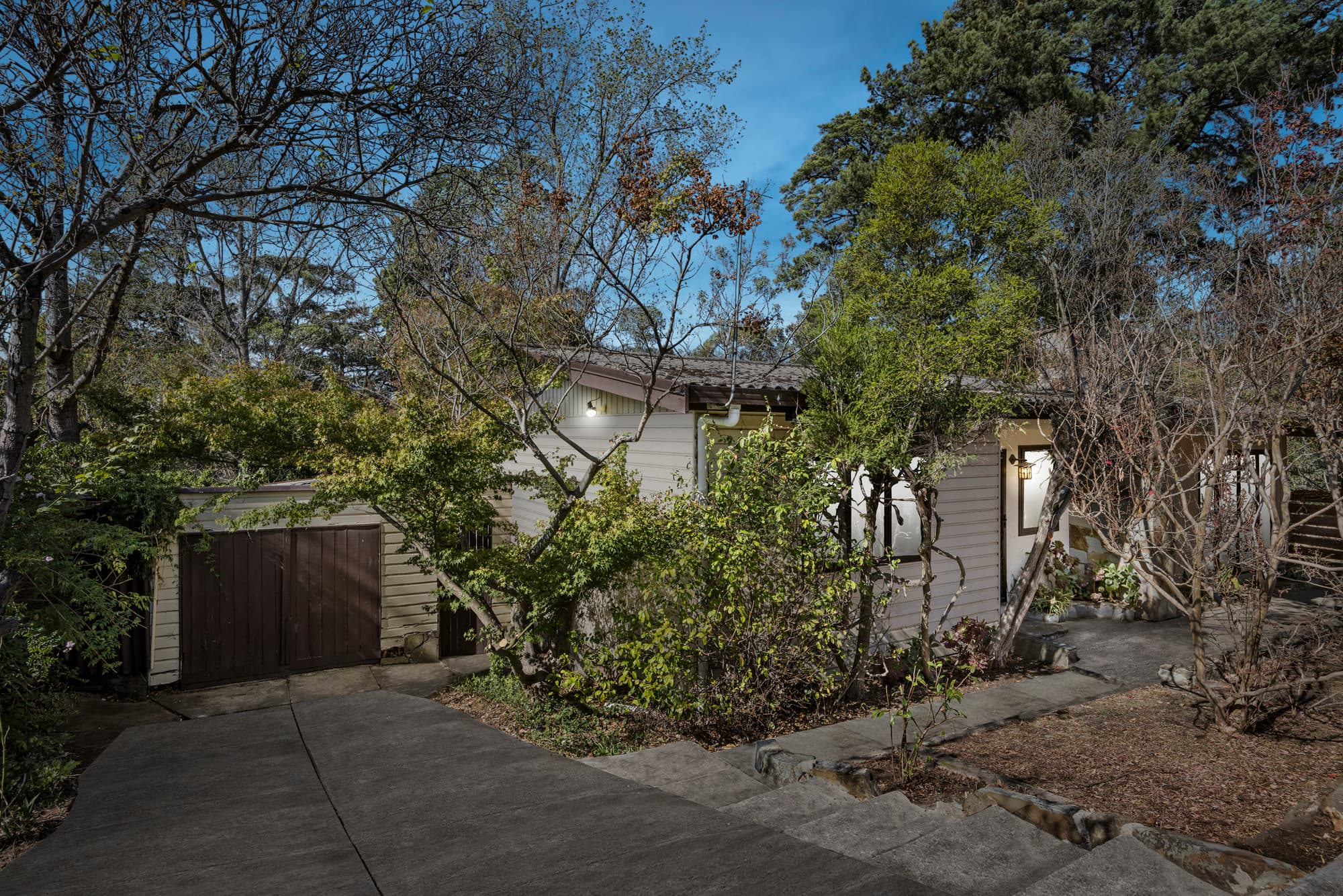 30 Jackson Avenue, Mont Albert North - Image 1
